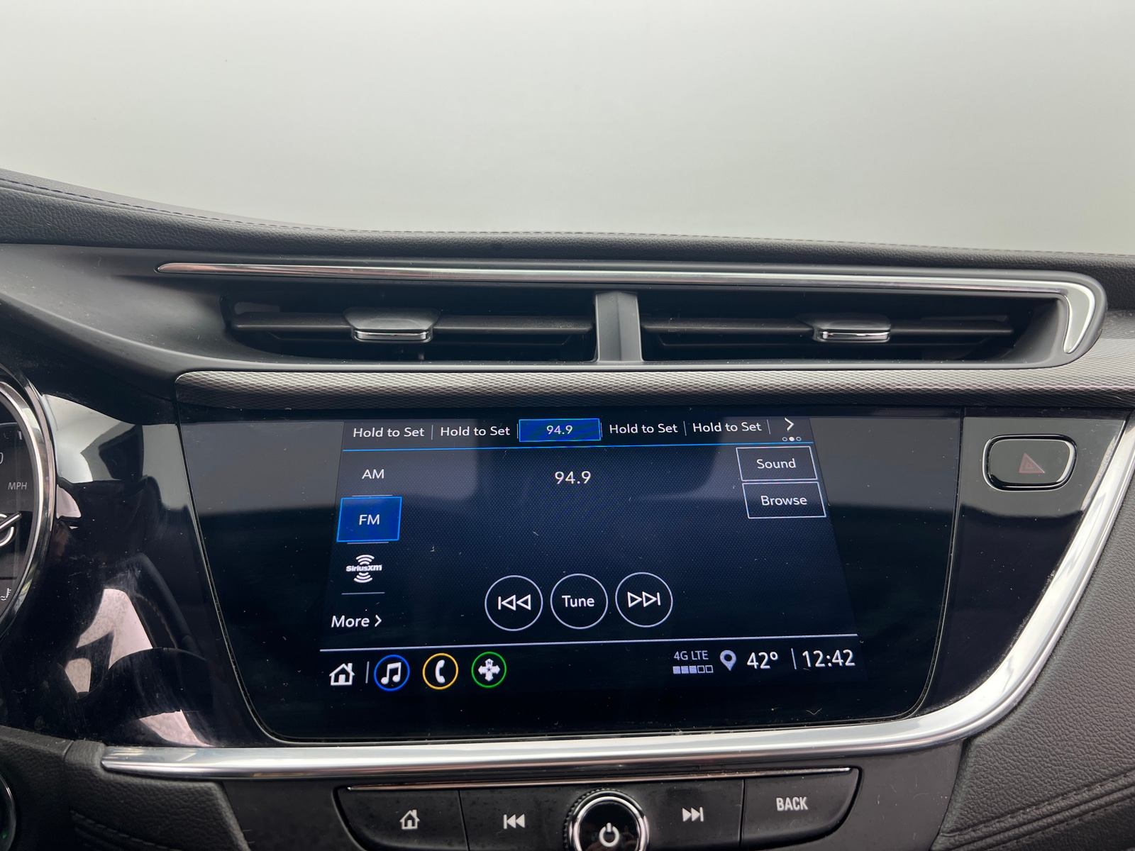 Thumbnail: 2023 Buick Encore GX - 3