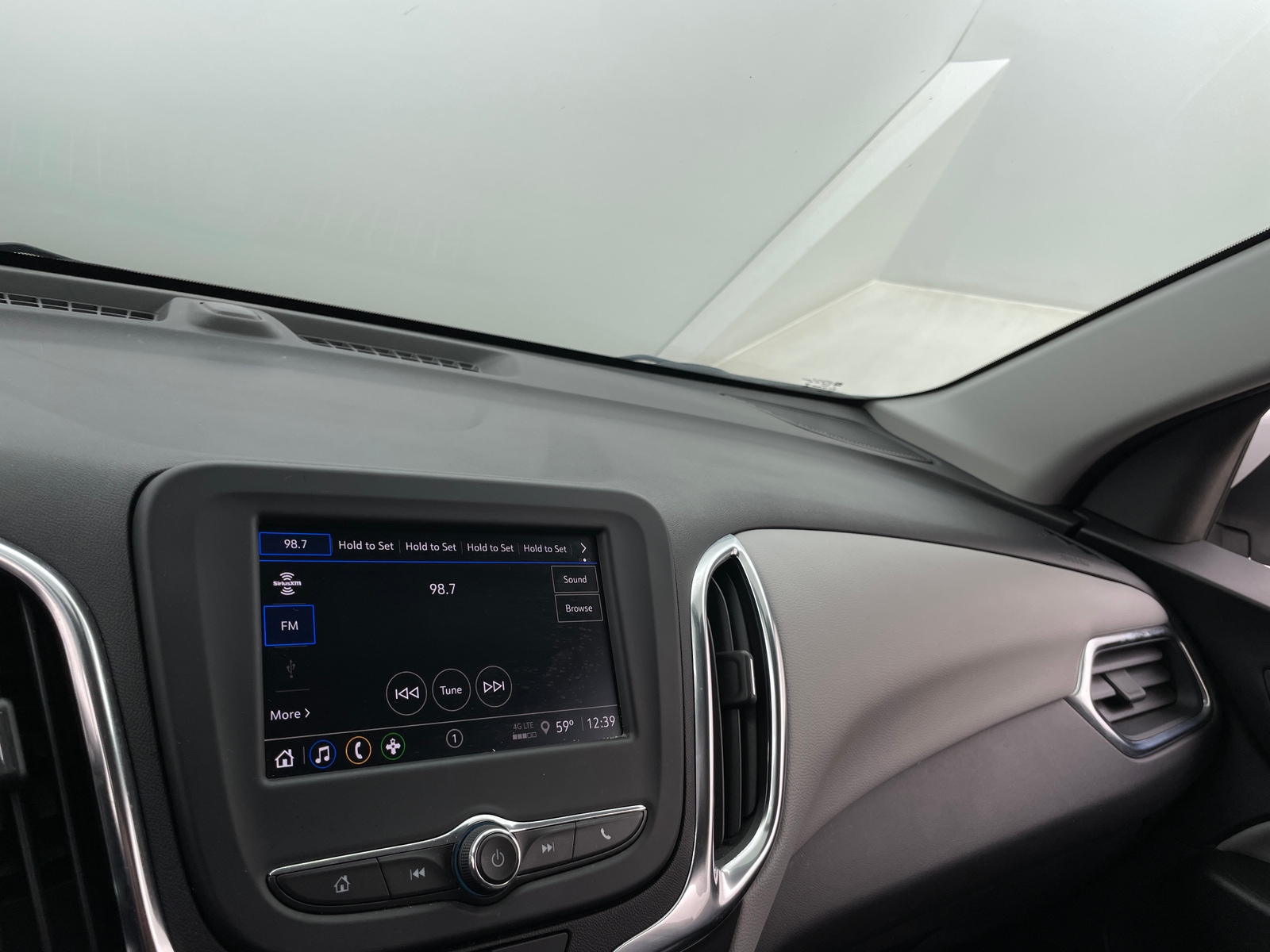 Thumbnail: 2024 Chevrolet Equinox - 4