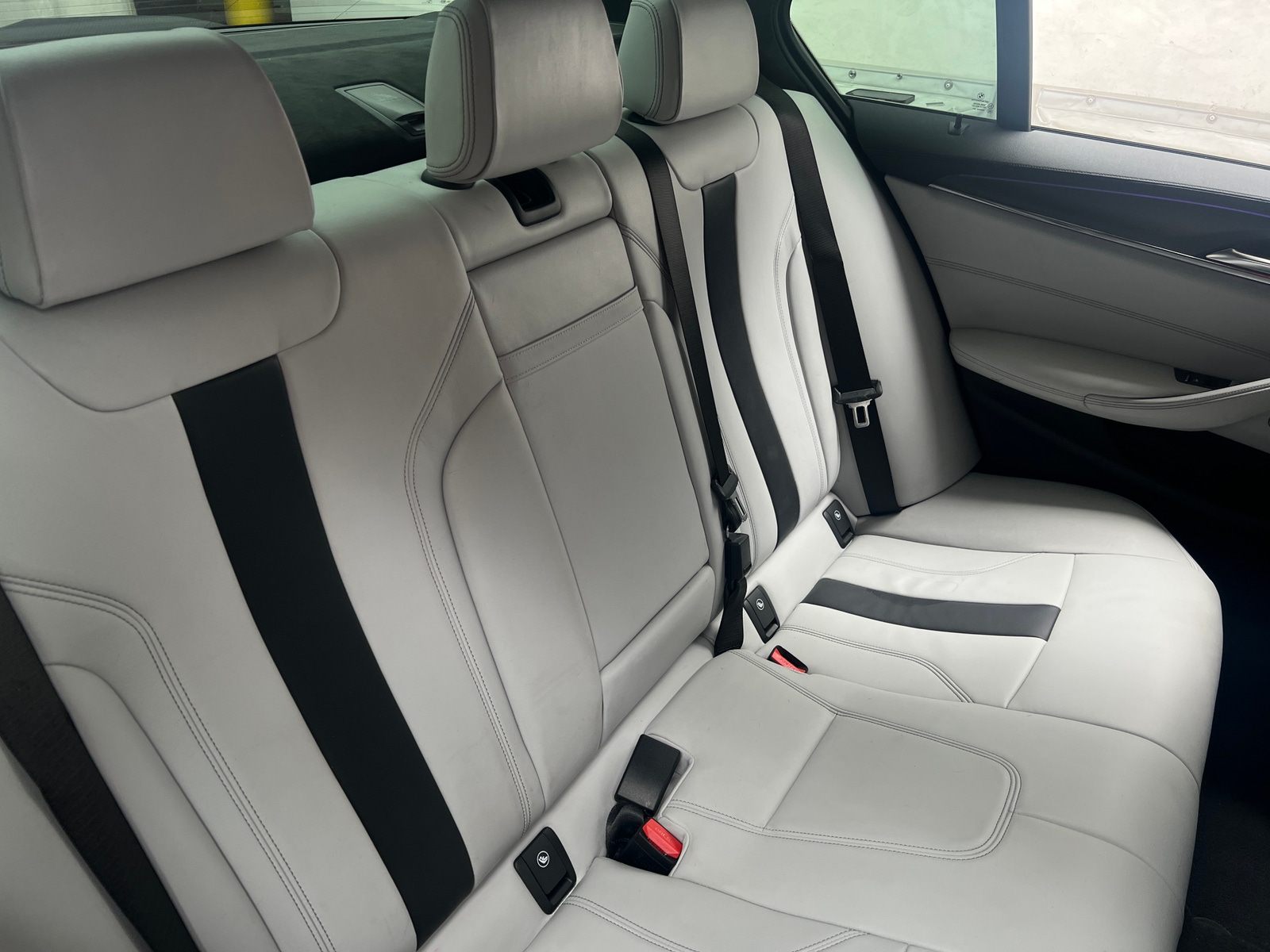 Thumbnail: 2021 BMW M5 - 5