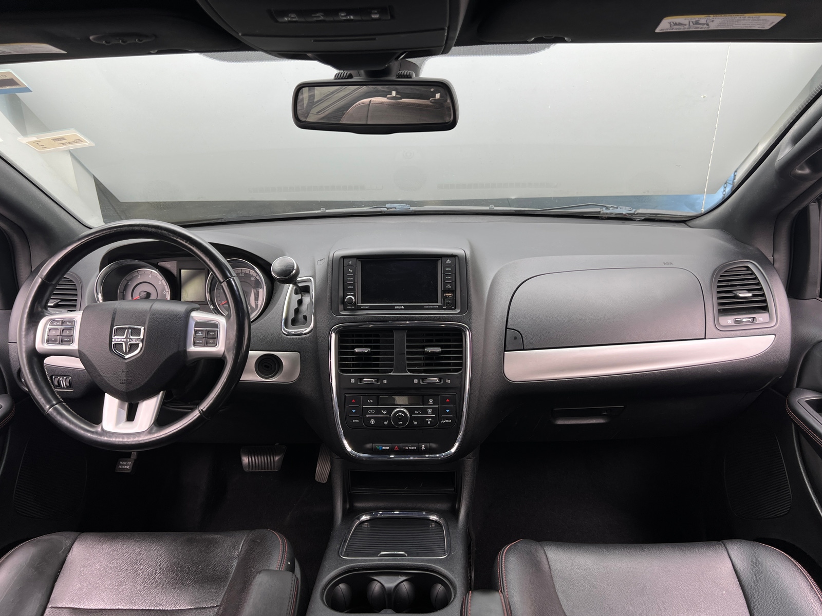 Thumbnail: 2019 Dodge Grand Caravan - 2