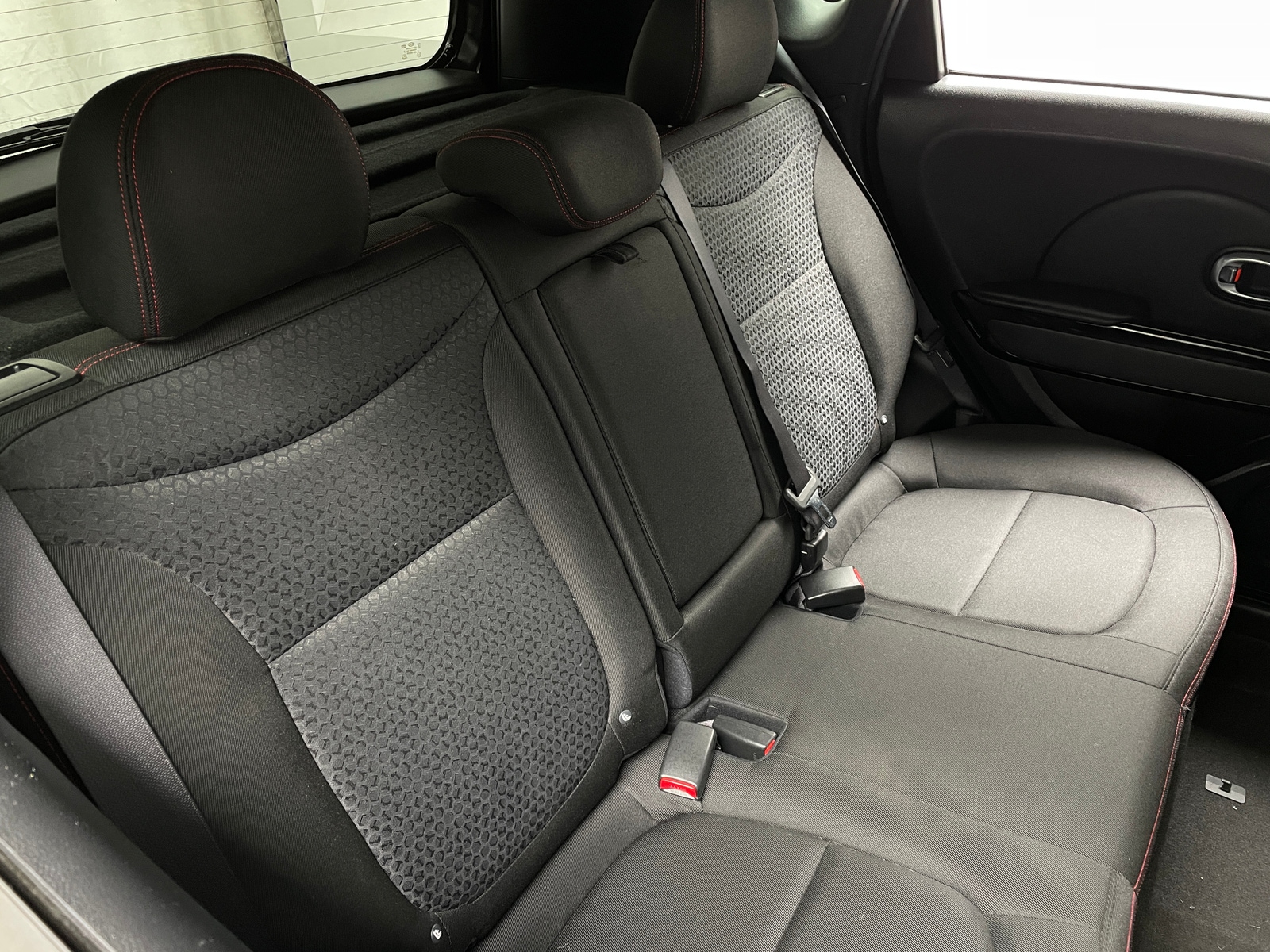 Thumbnail: 2016 Kia Soul - 6