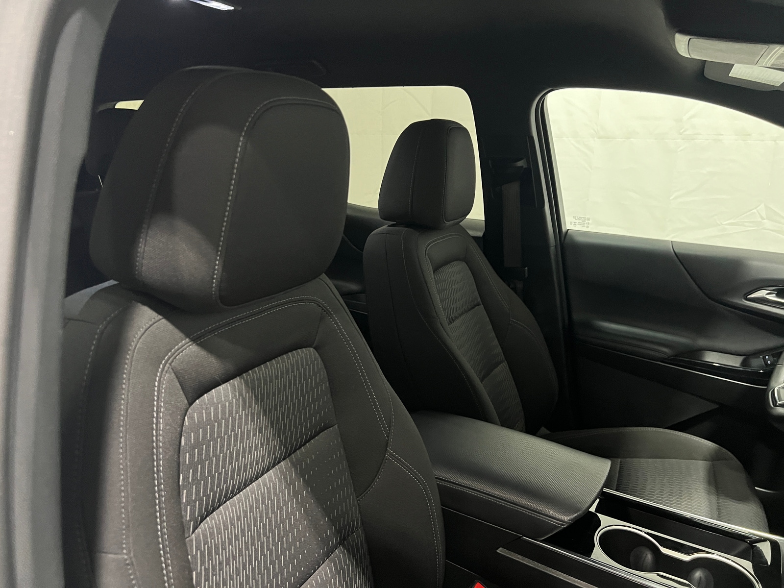 Thumbnail: 2025 Chevrolet Equinox - 2