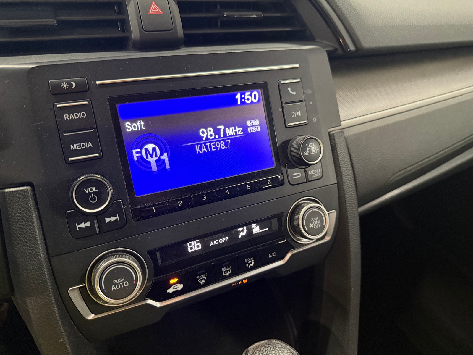 Thumbnail: 2017 Honda Civic - 4