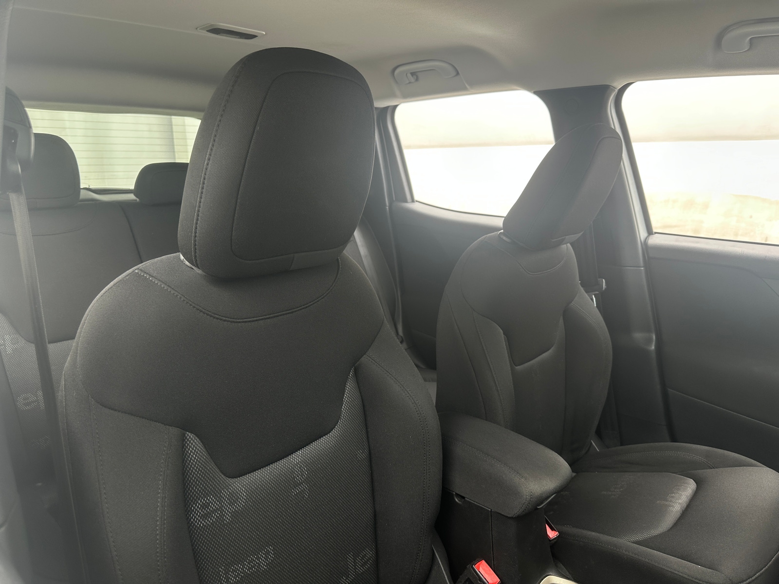 Thumbnail: 2017 Jeep Renegade - 2