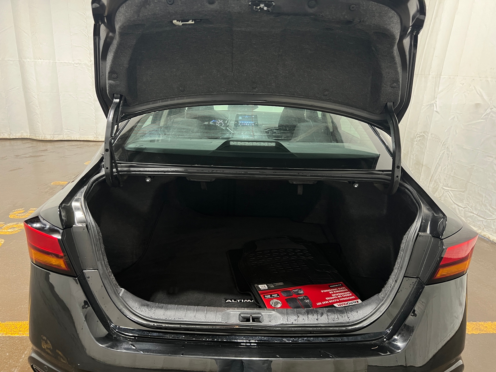 Thumbnail: 2025 Nissan Altima - 7