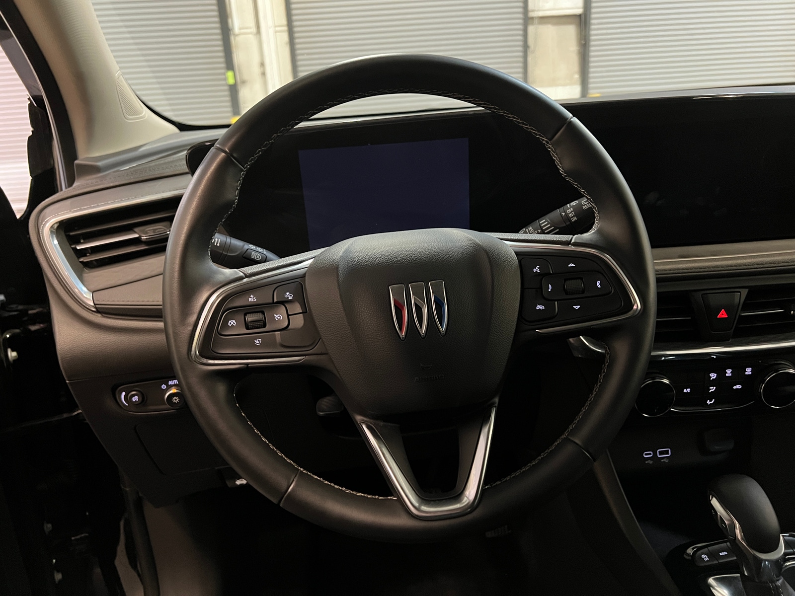 Thumbnail: 2025 Buick Encore GX - 4