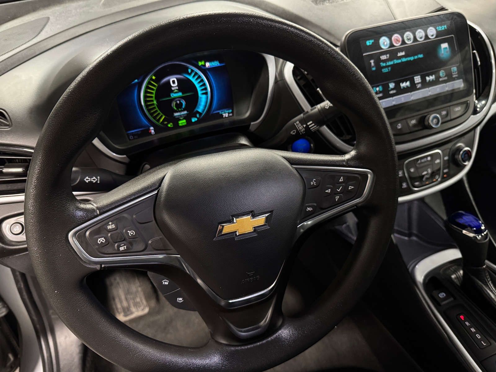 Thumbnail: 2018 Chevrolet Volt - 5