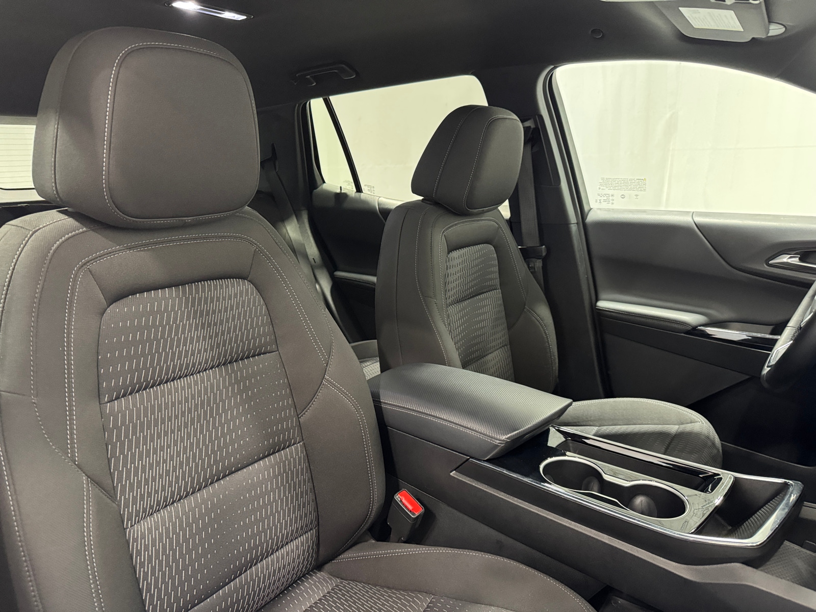 Thumbnail: 2025 Chevrolet Equinox - 2