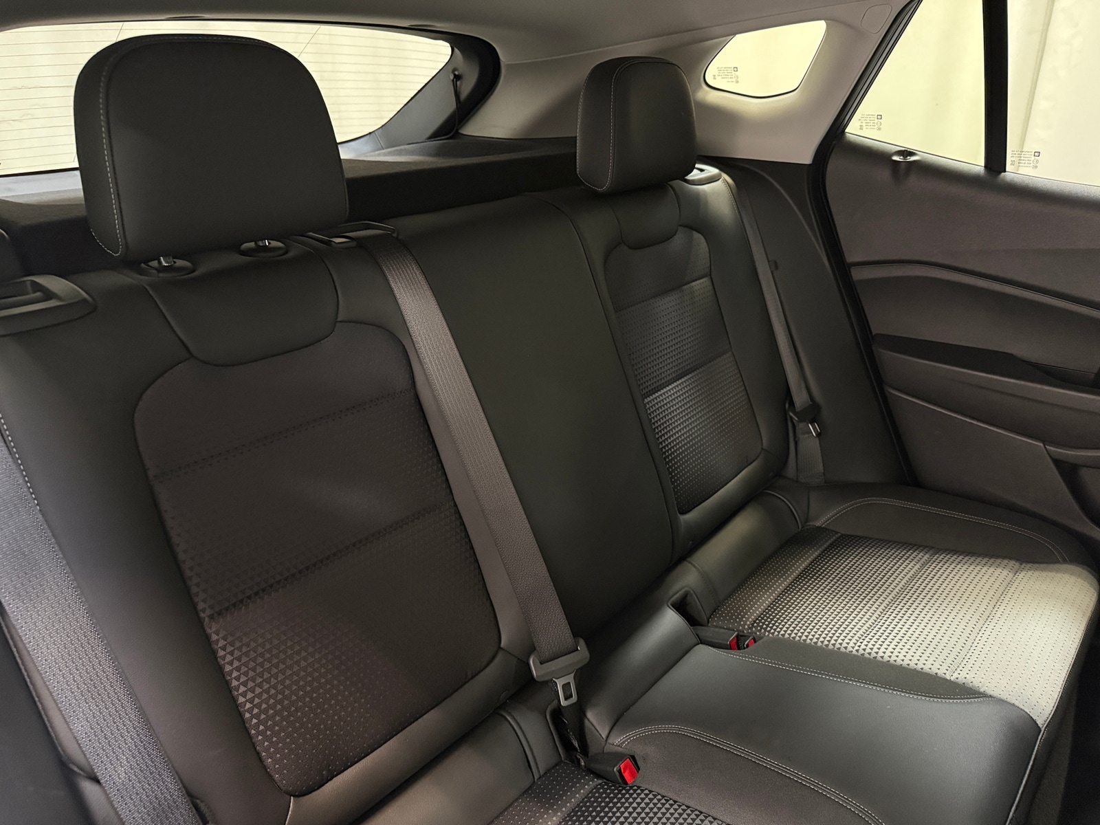 Thumbnail: 2025 Chevrolet Trax - 6