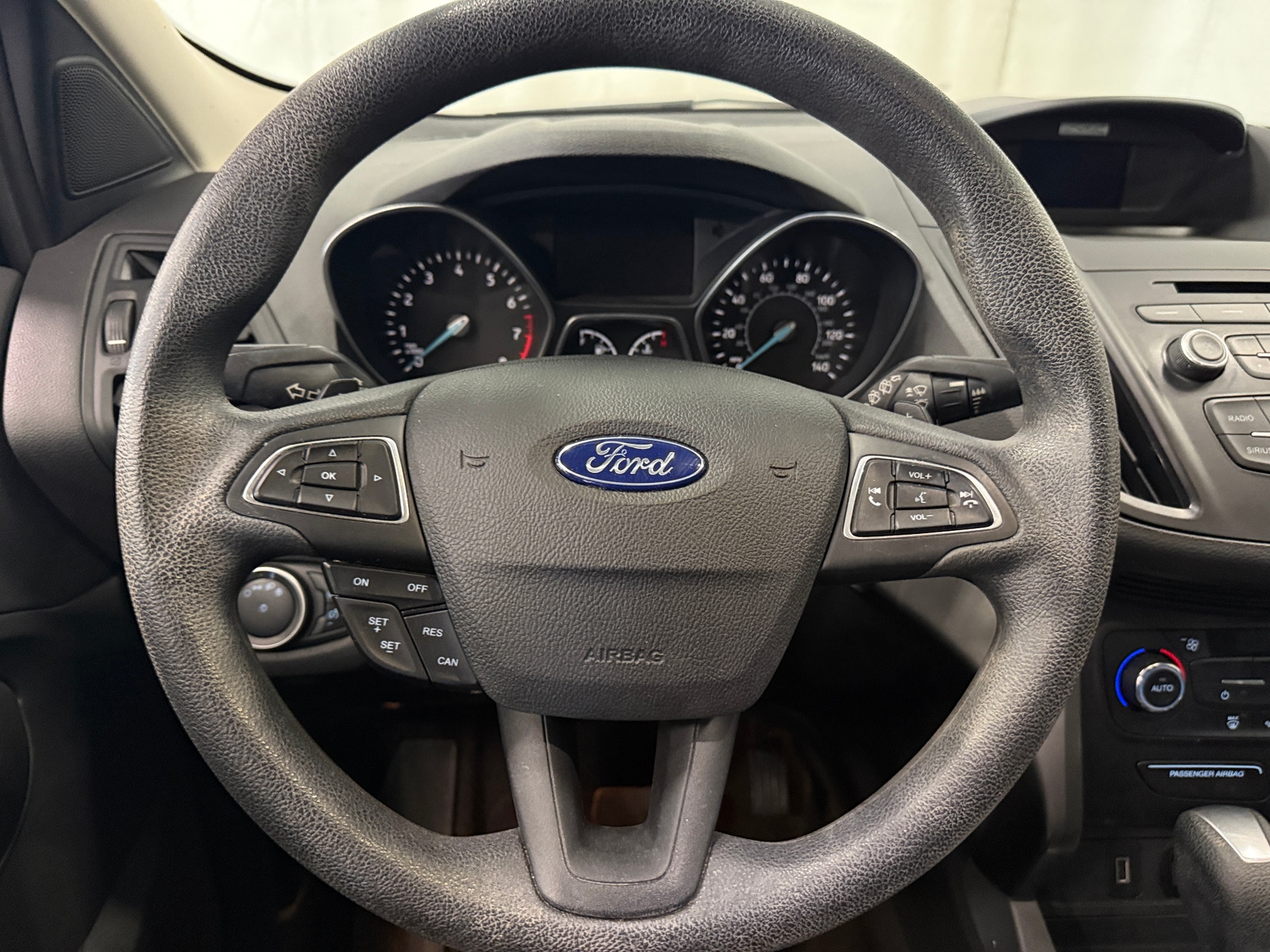 Thumbnail: 2017 Ford Escape - 5