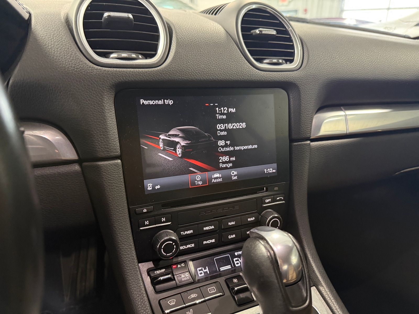 Thumbnail: 2018 Porsche 718 Cayman - 2