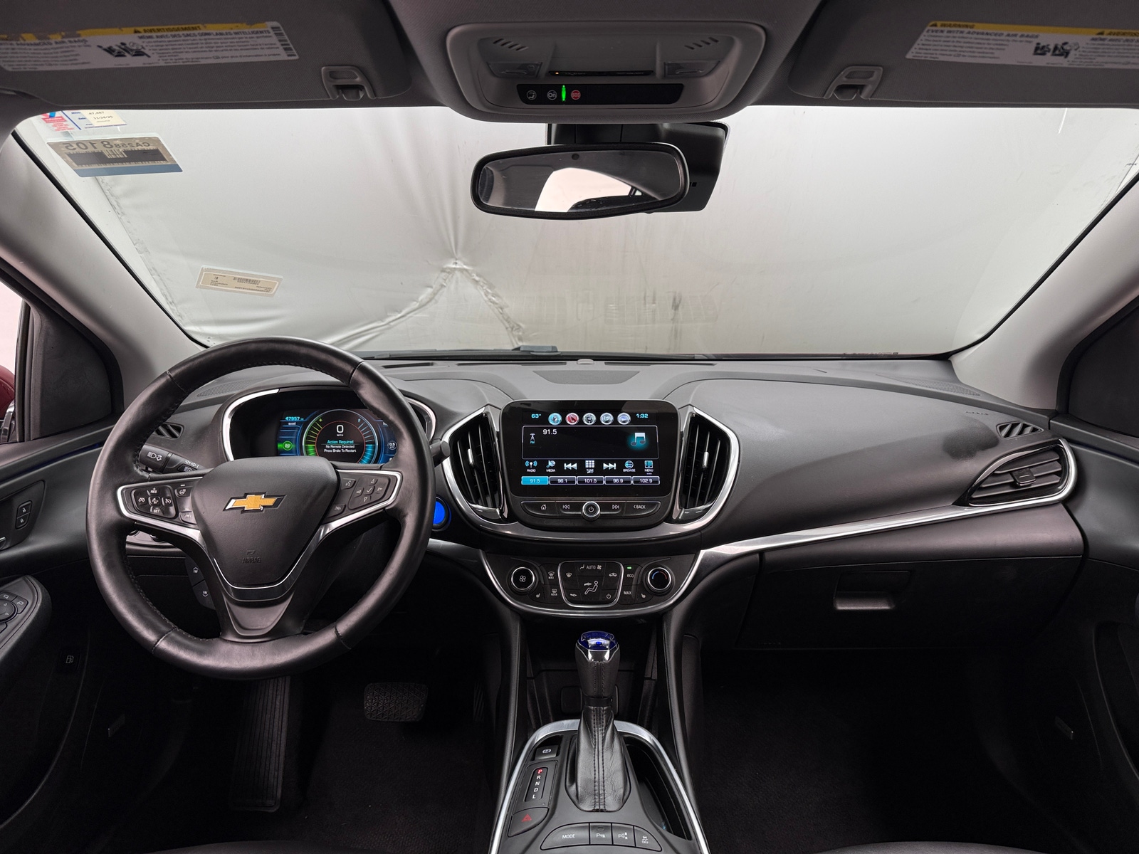 Thumbnail: 2017 Chevrolet Volt - 2