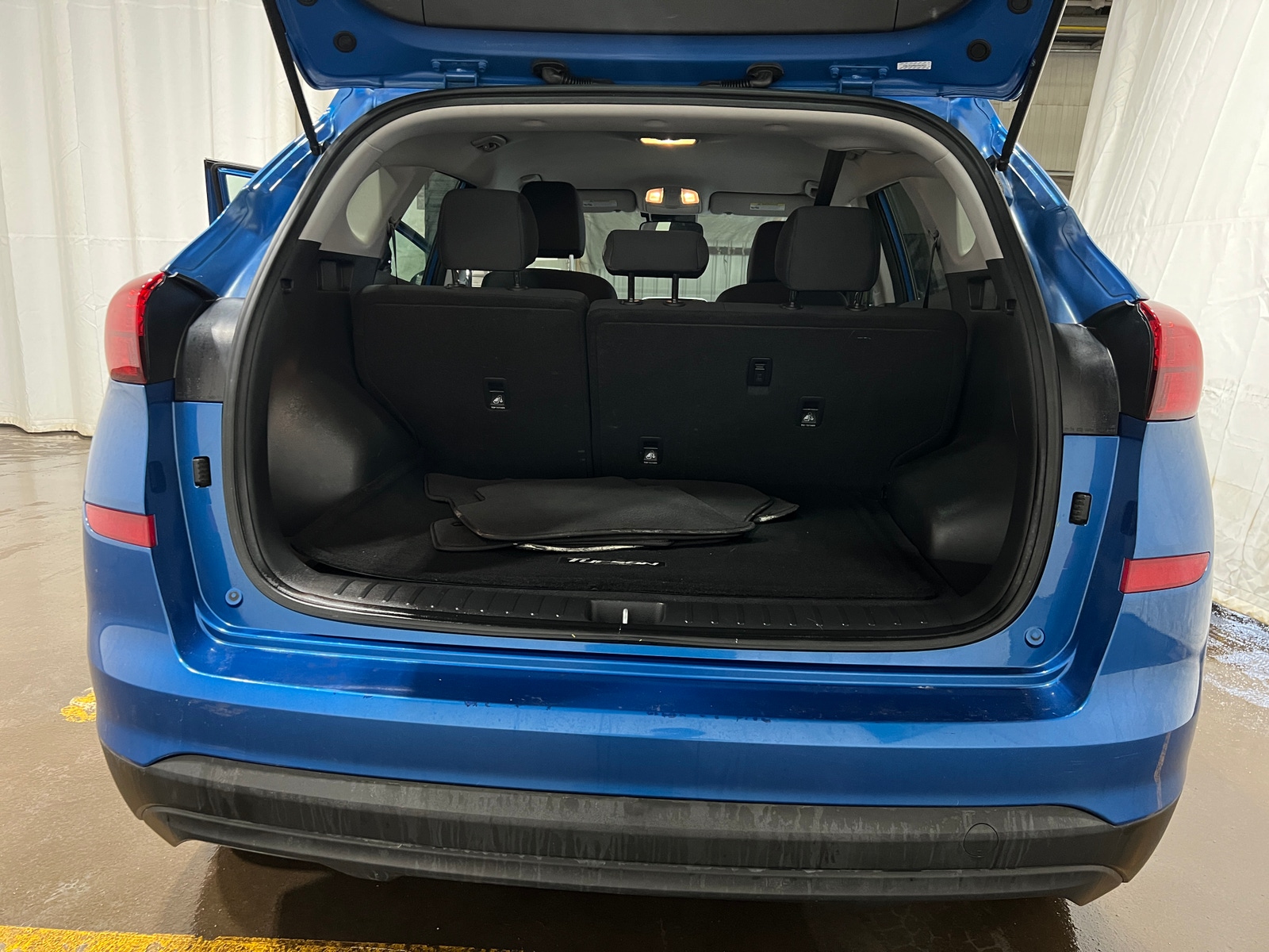 Thumbnail: 2019 Hyundai Tucson - 7