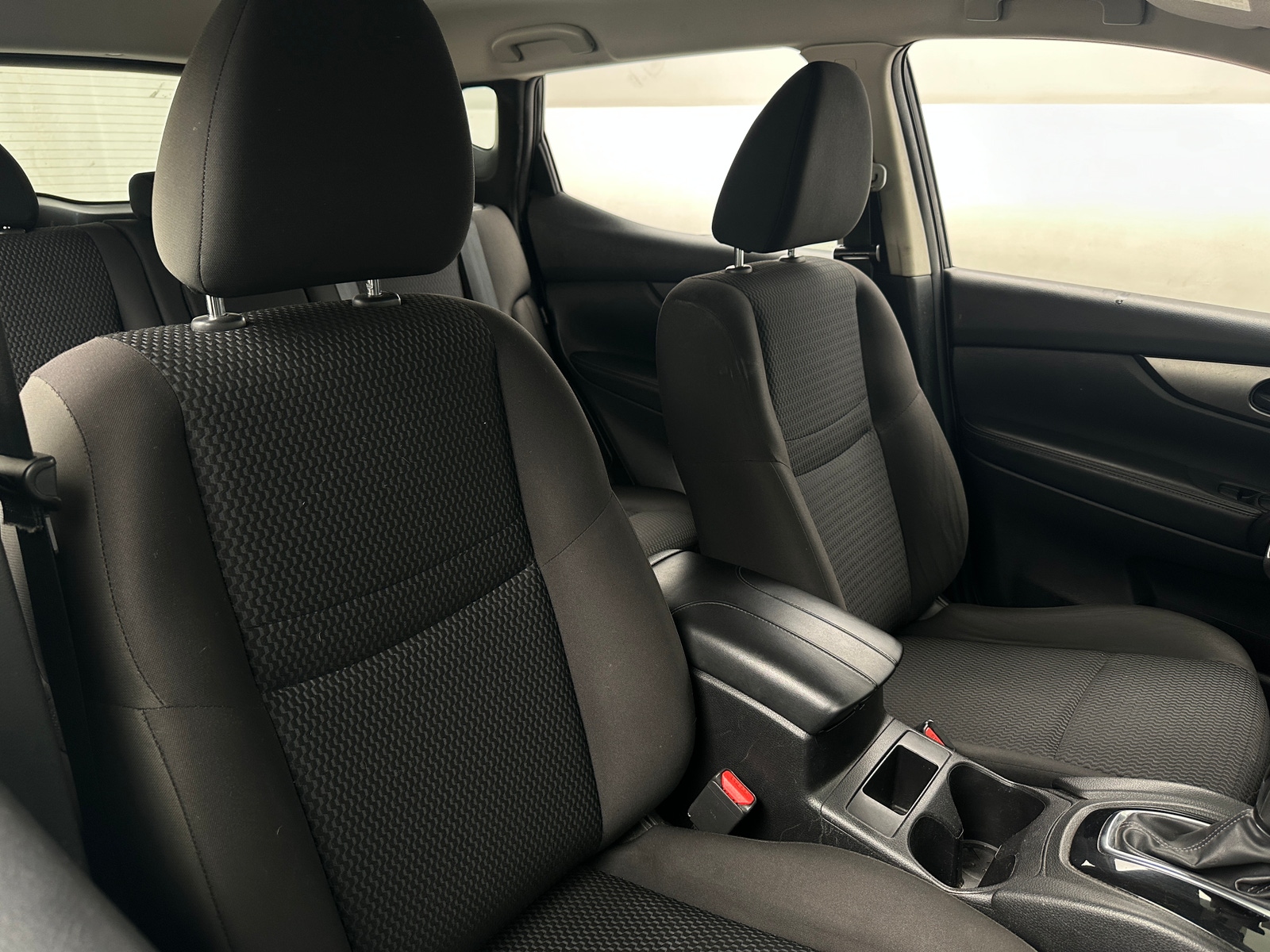 Thumbnail: 2020 Nissan Rogue Sport - 2