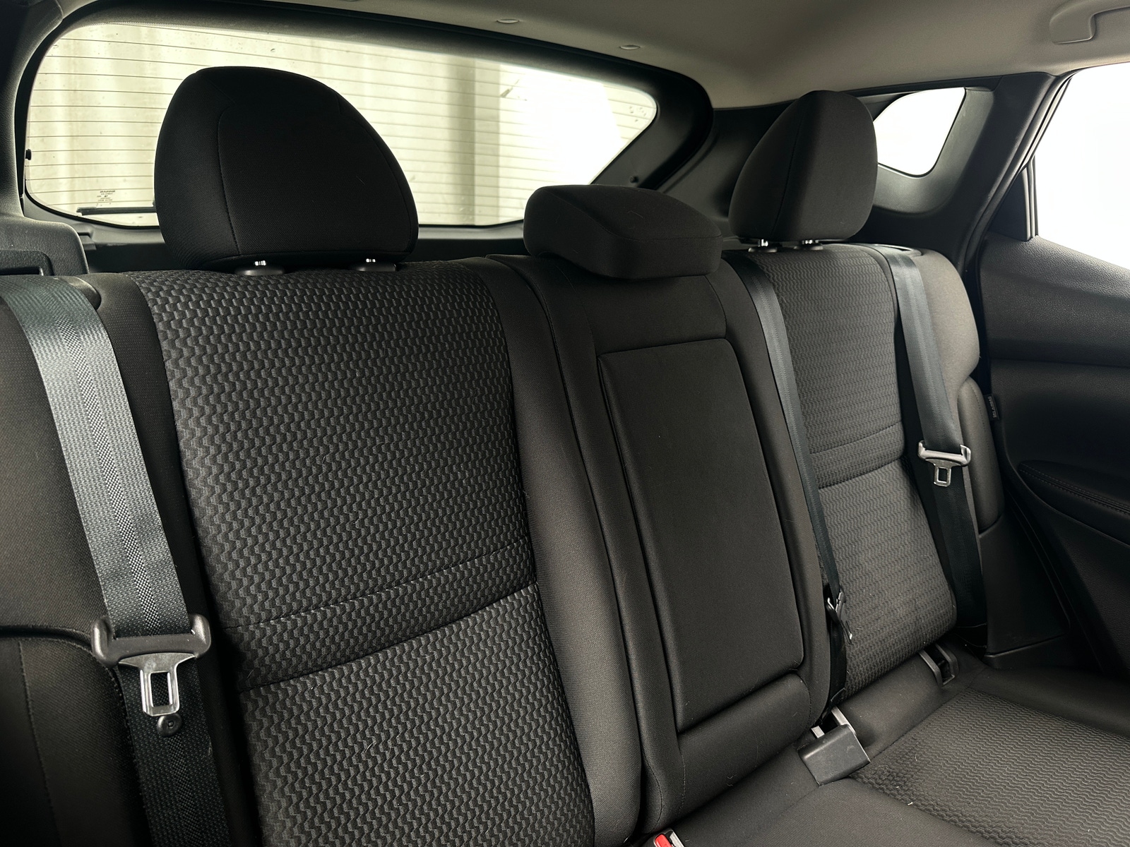 Thumbnail: 2020 Nissan Rogue Sport - 6