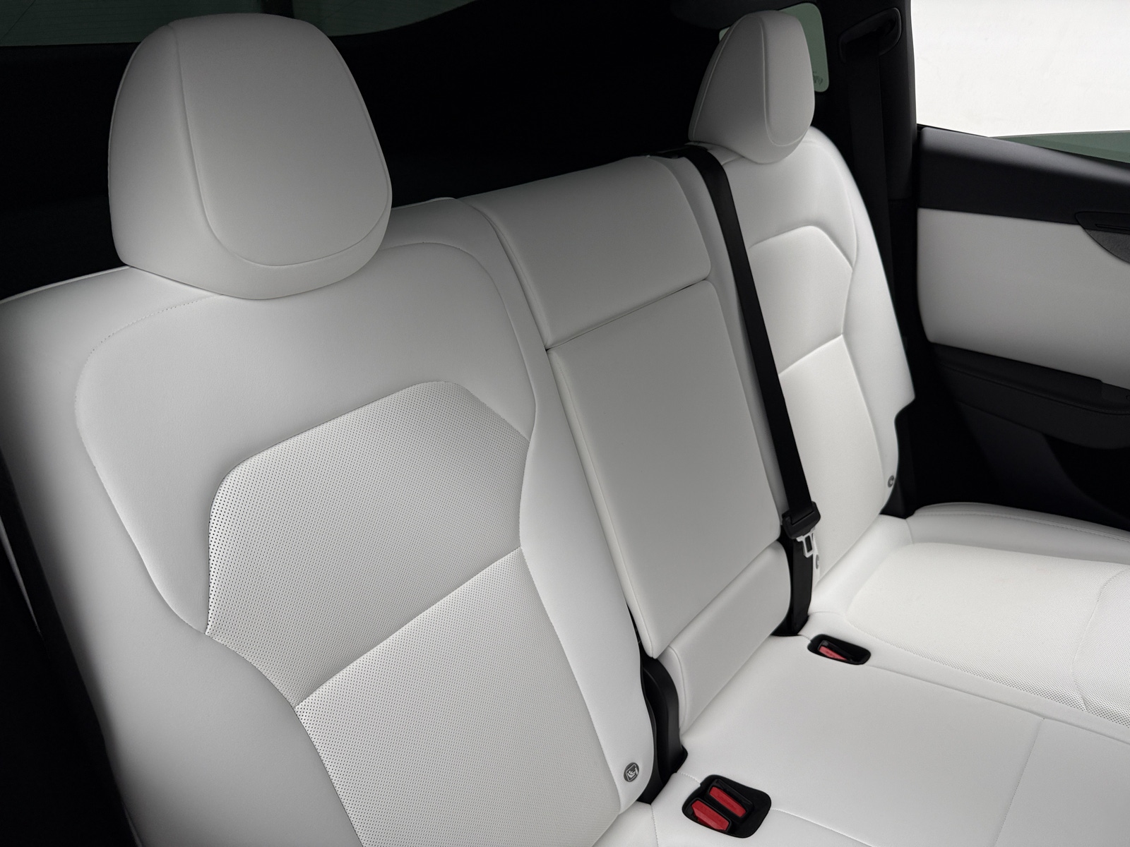 Thumbnail: 2026 Tesla Model Y - 4