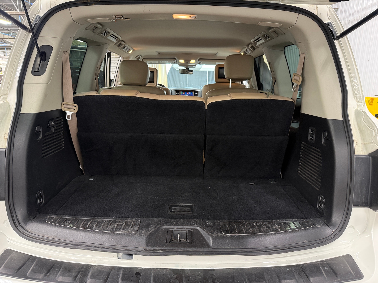 Thumbnail: 2018 Nissan Armada - 6
