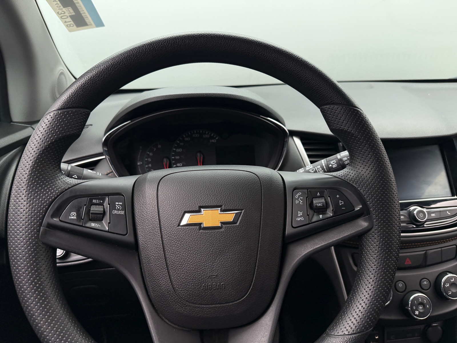 Thumbnail: 2022 Chevrolet Trax - 5