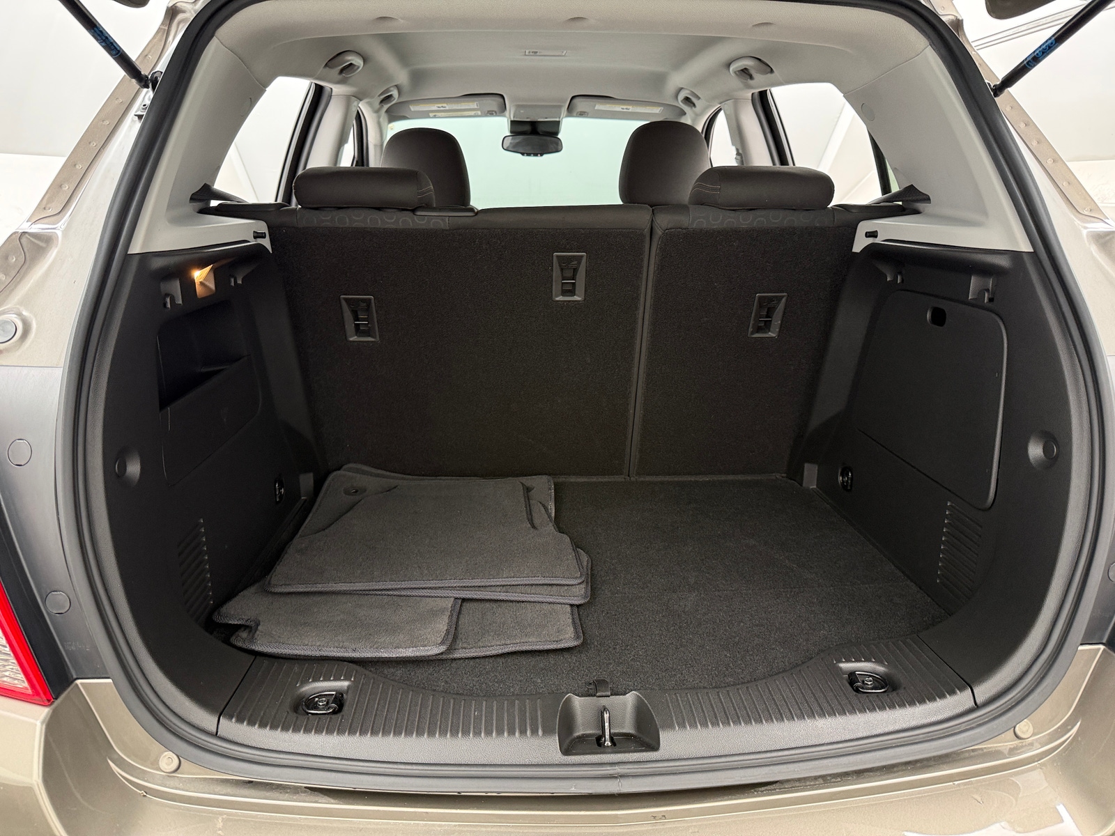 Thumbnail: 2022 Chevrolet Trax - 7