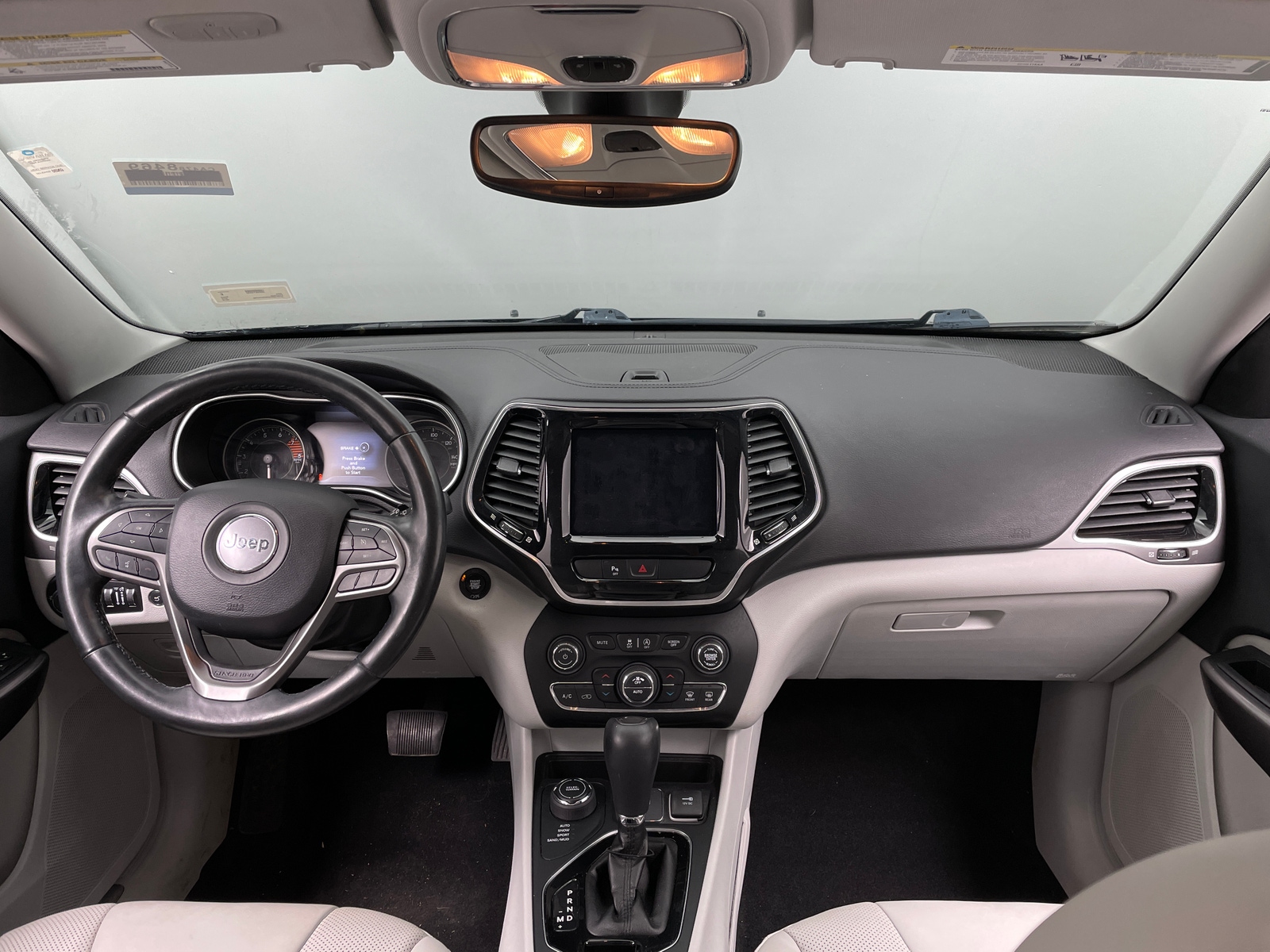Thumbnail: 2019 Jeep Cherokee - 2