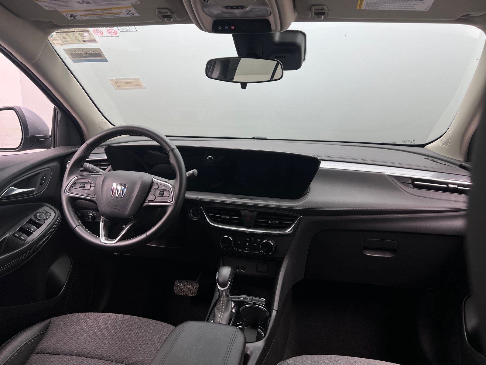 Thumbnail: 2025 Buick Encore GX - 2