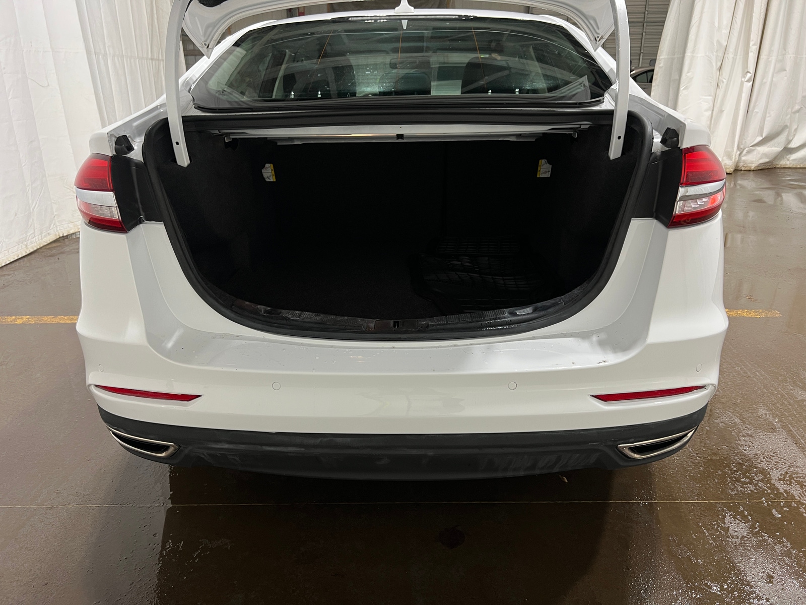 Thumbnail: 2020 Ford Fusion - 7