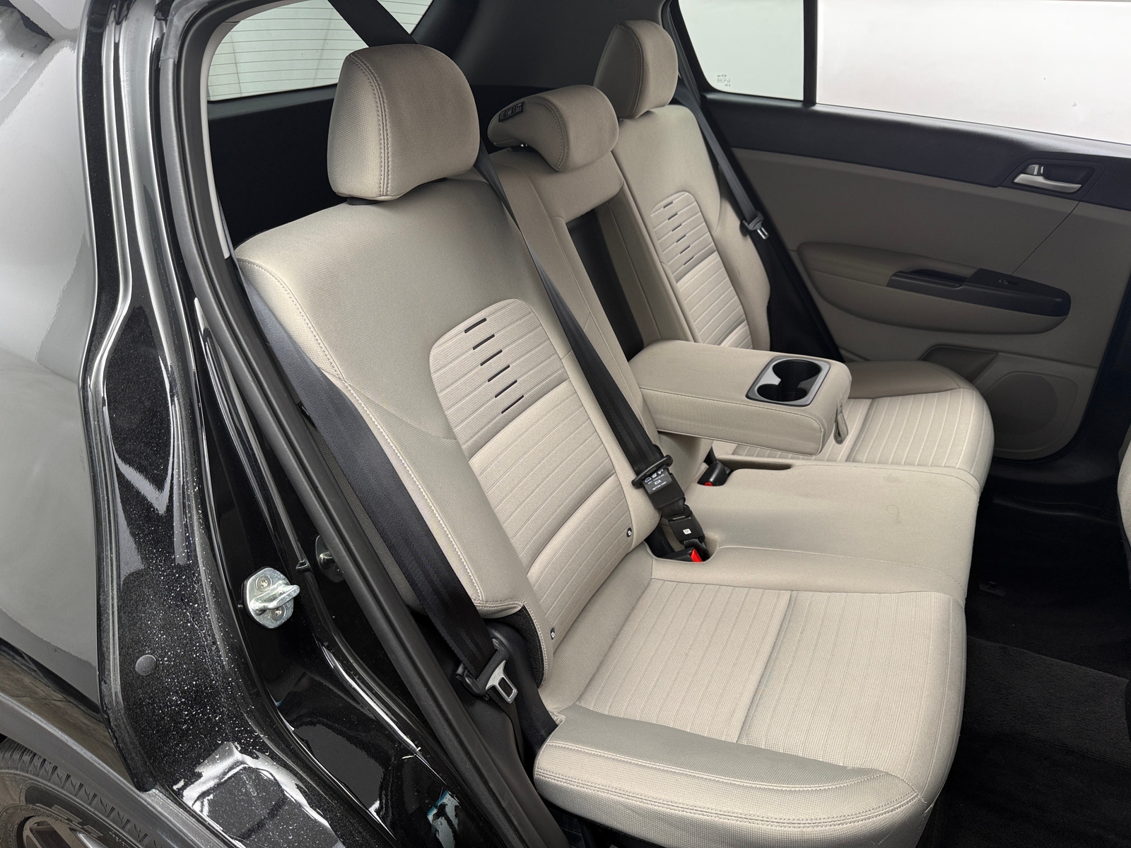 Thumbnail: 2022 Kia Sportage - 6