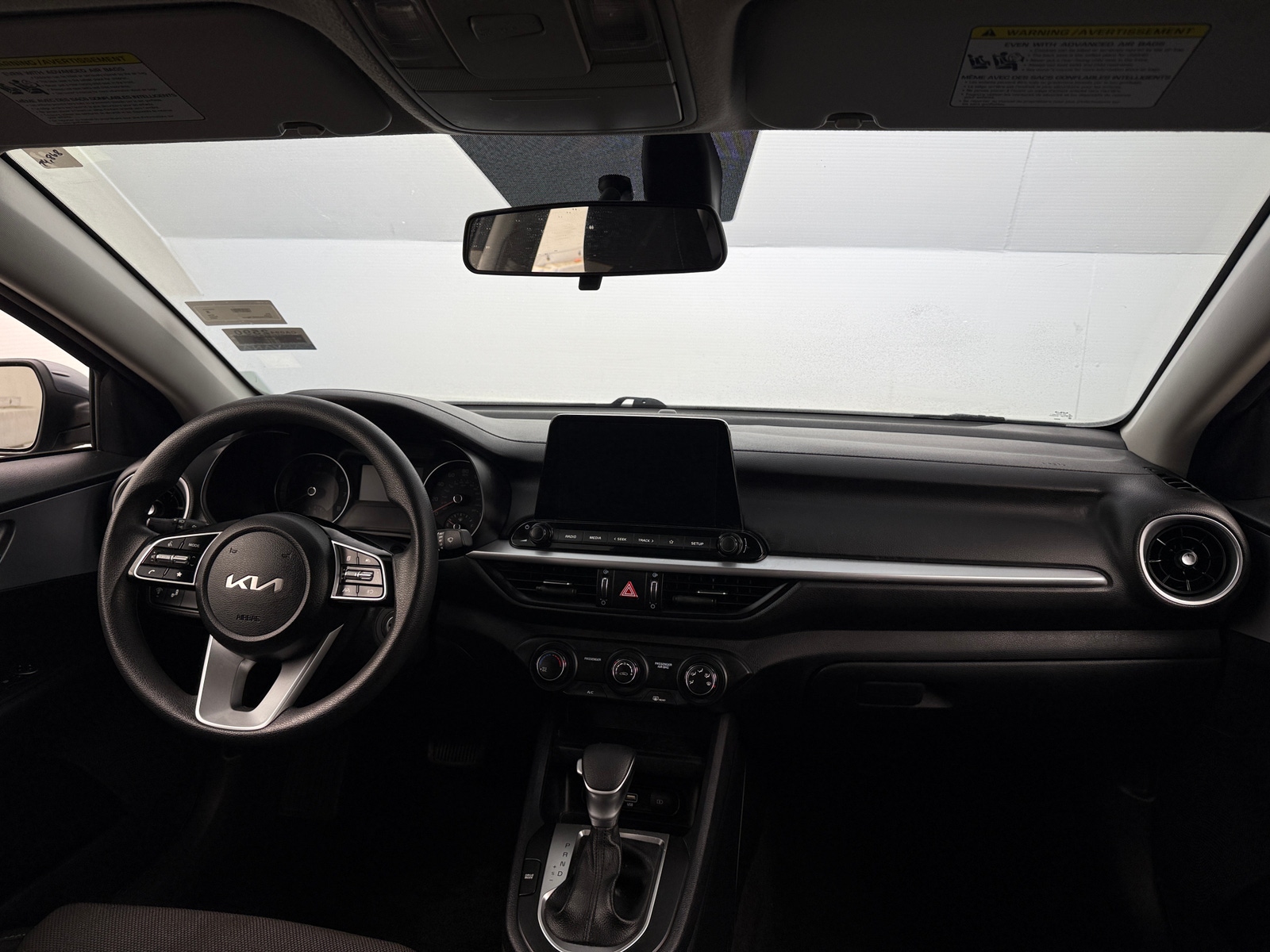 Thumbnail: 2024 Kia Forte - 3