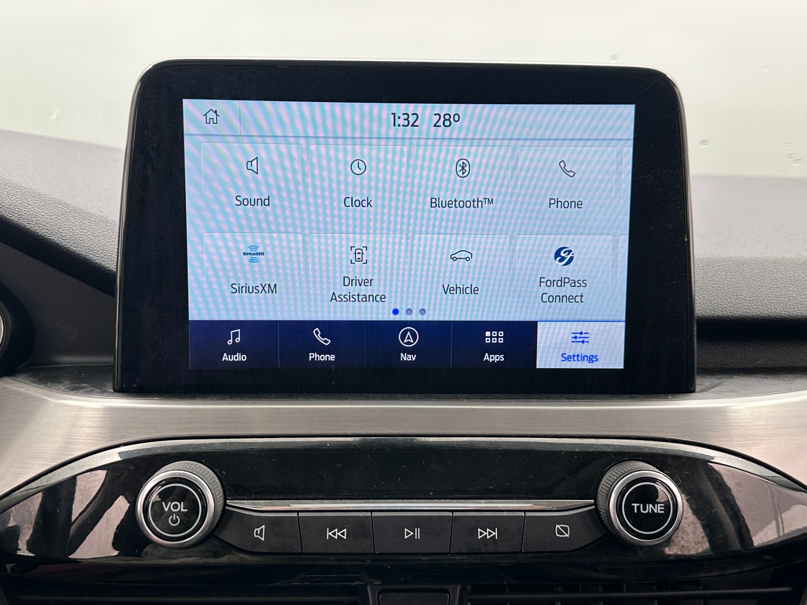 Thumbnail: 2021 Ford Escape - 3