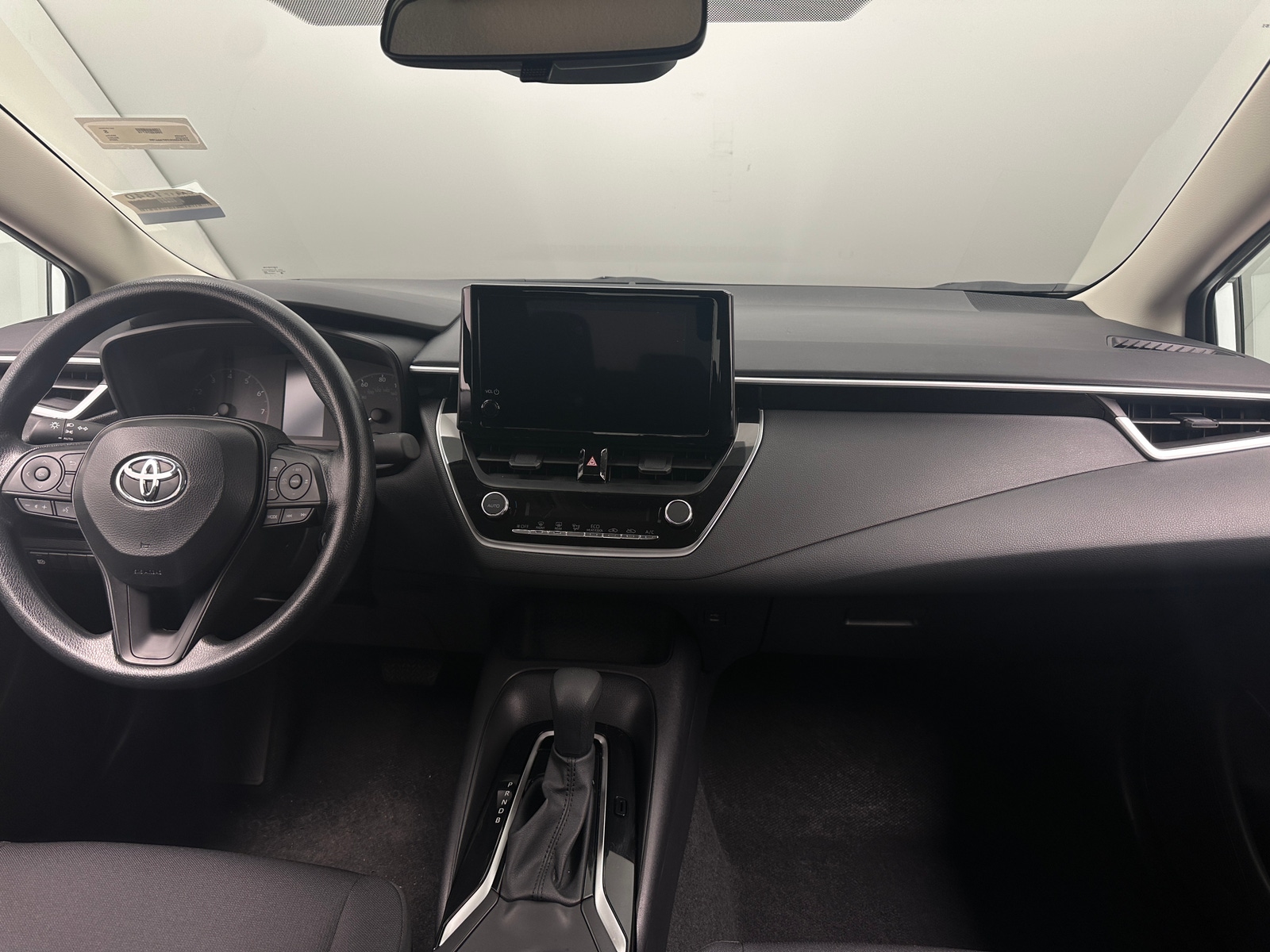 Thumbnail: 2025 Toyota Corolla - 3