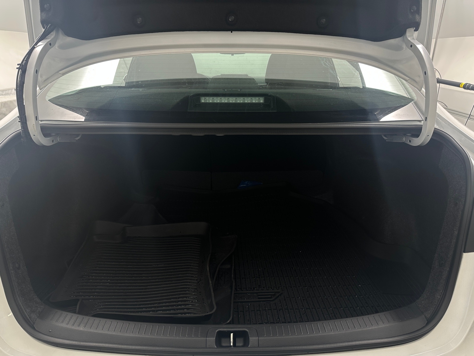 Thumbnail: 2025 Toyota Corolla - 7