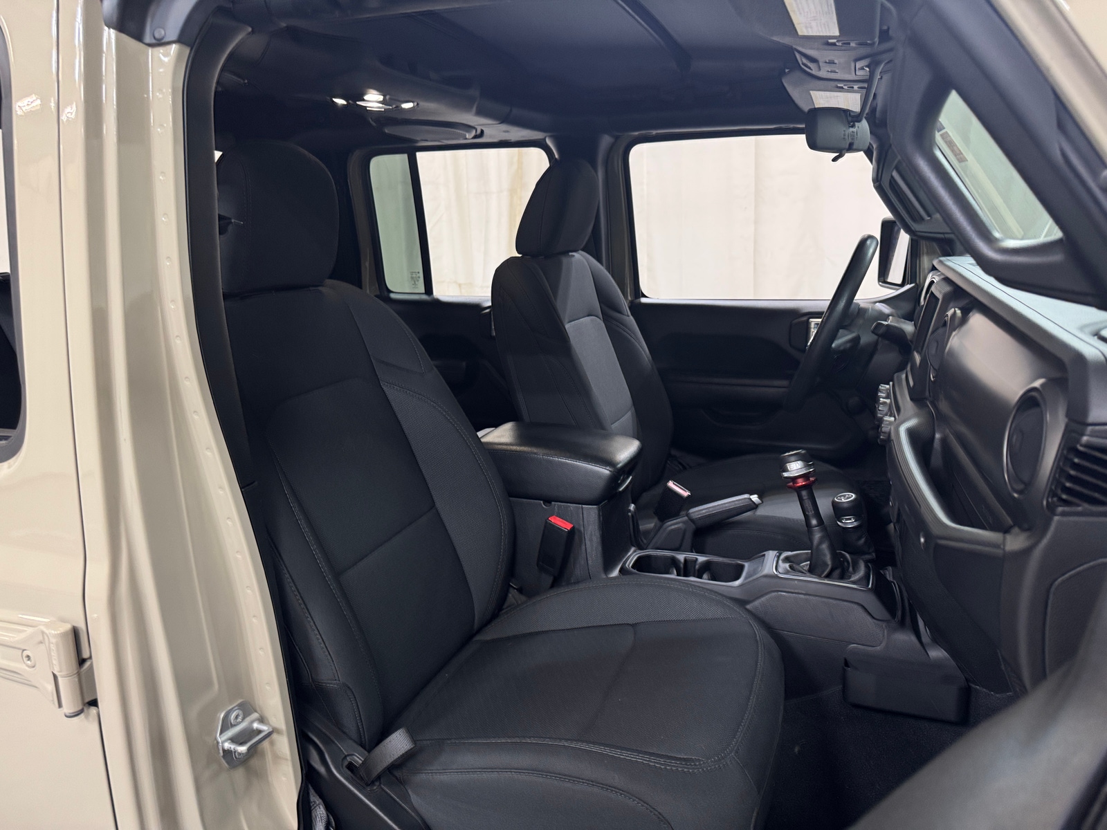 Thumbnail: 2022 Jeep Gladiator - 2