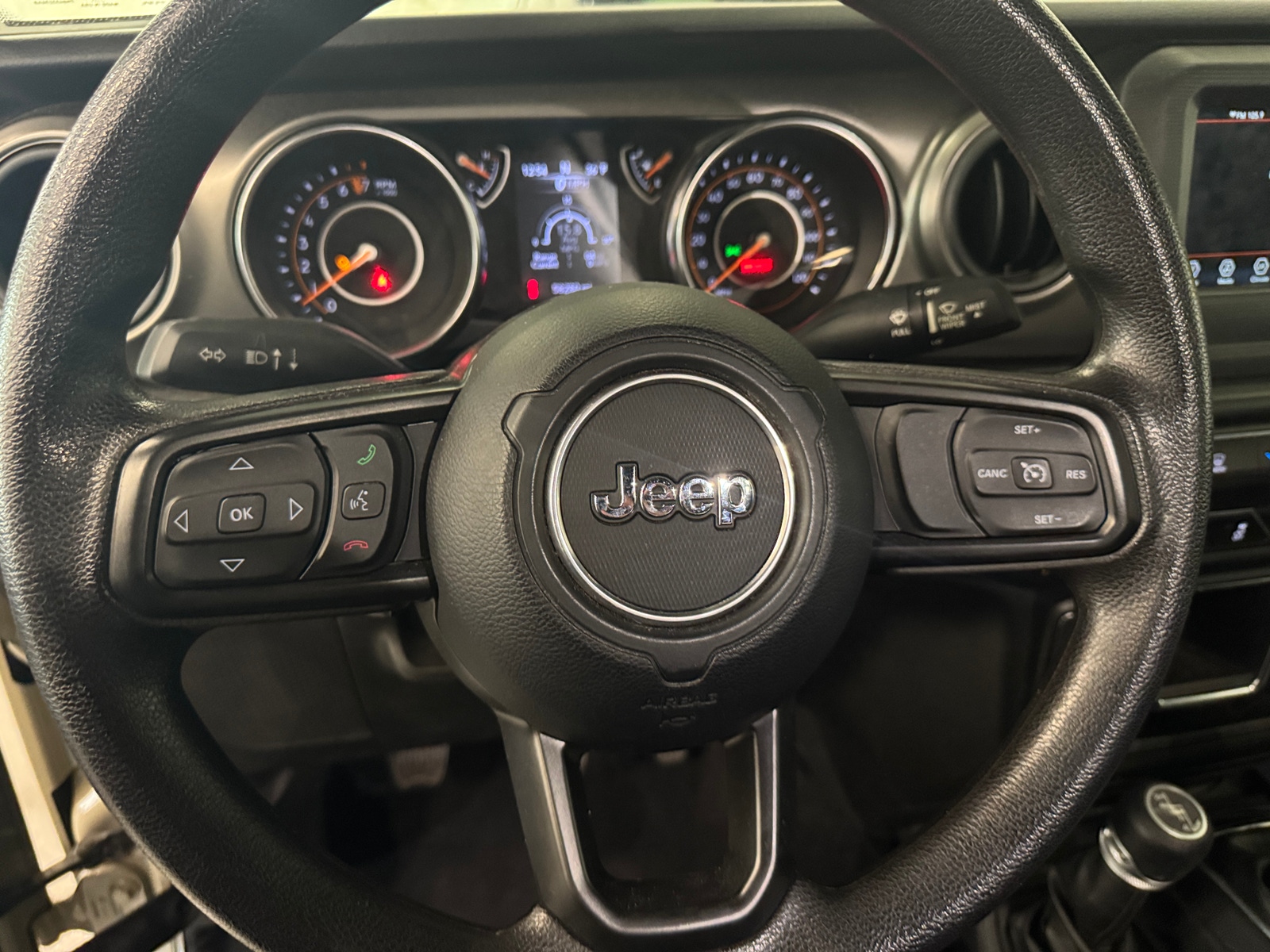 Thumbnail: 2022 Jeep Gladiator - 5