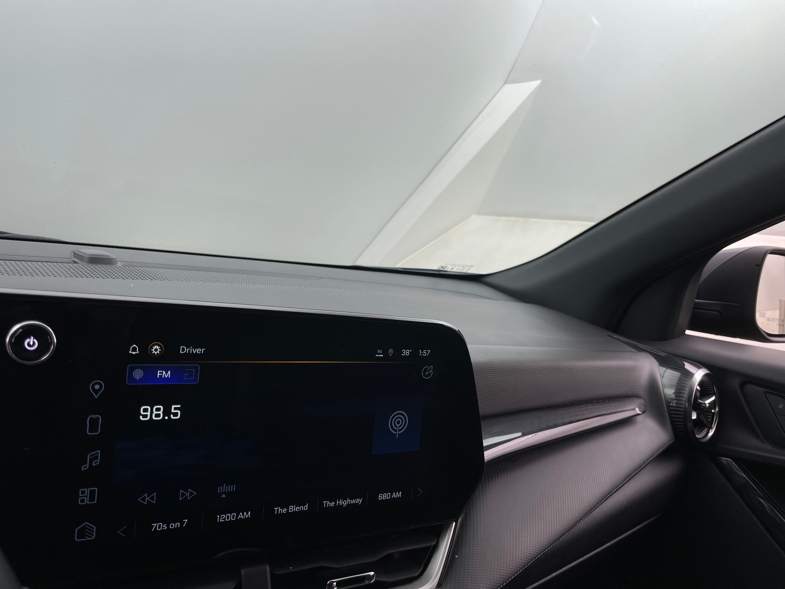 Thumbnail: 2025 Chevrolet Equinox - 4