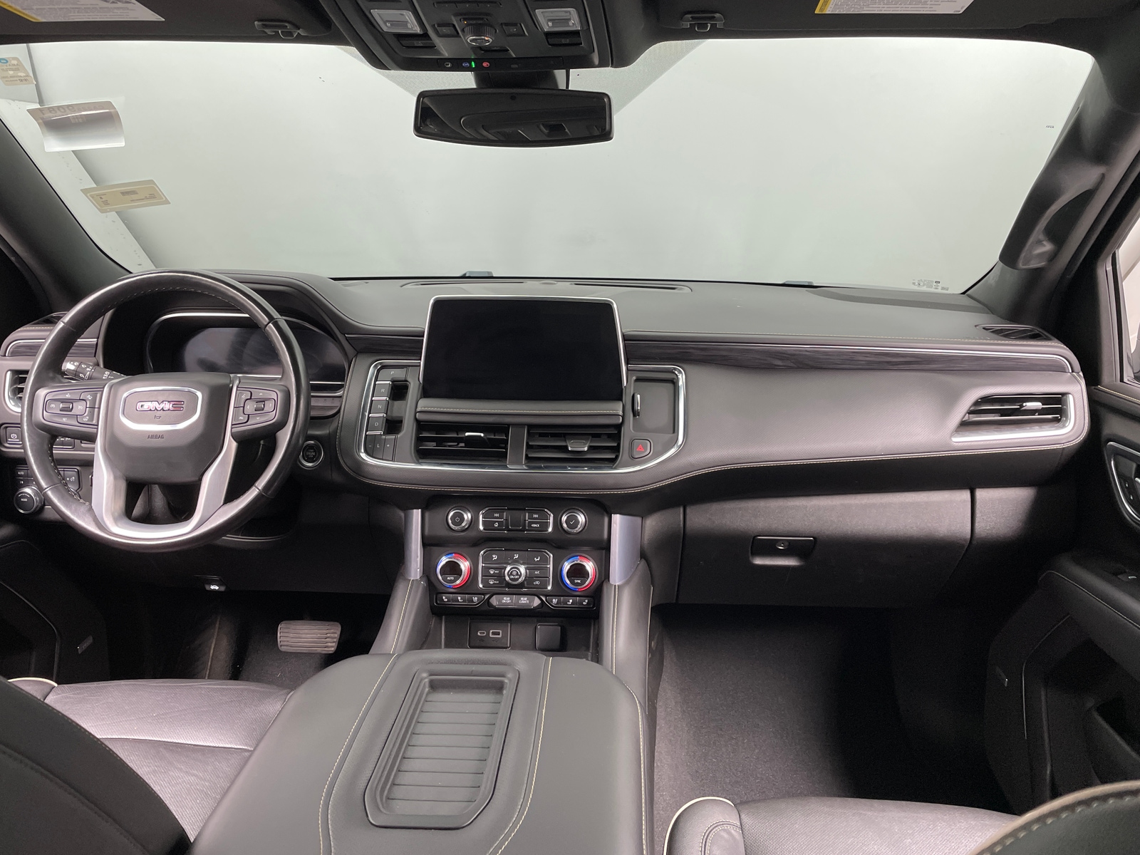 Thumbnail: 2022 GMC Yukon XL - 2