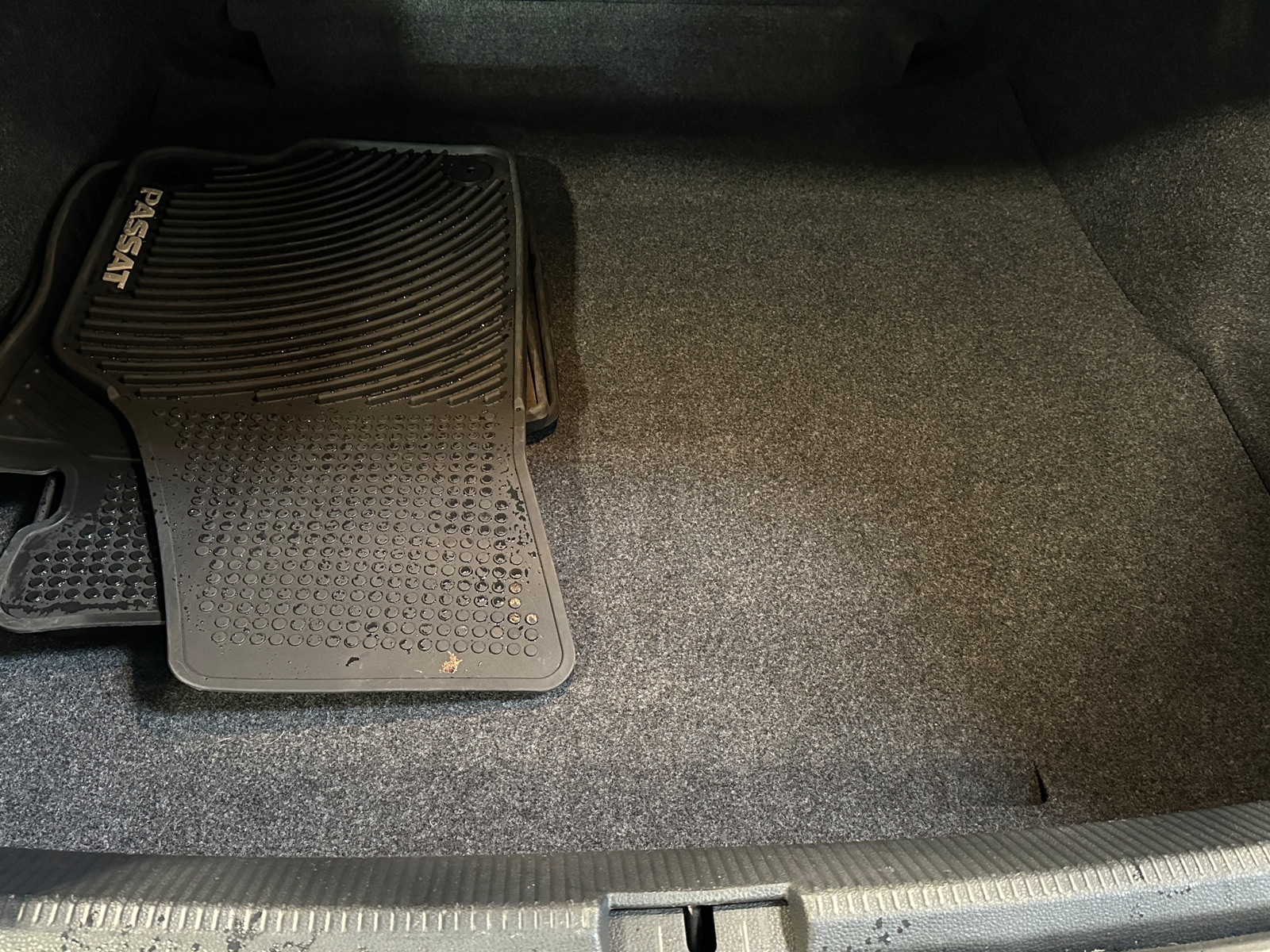 Thumbnail: 2020 Volkswagen Passat - 6