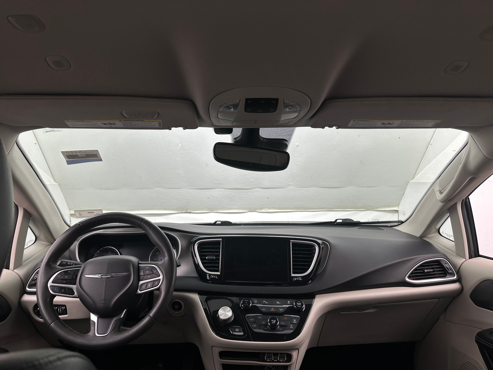 Thumbnail: 2022 Chrysler Pacifica - 2