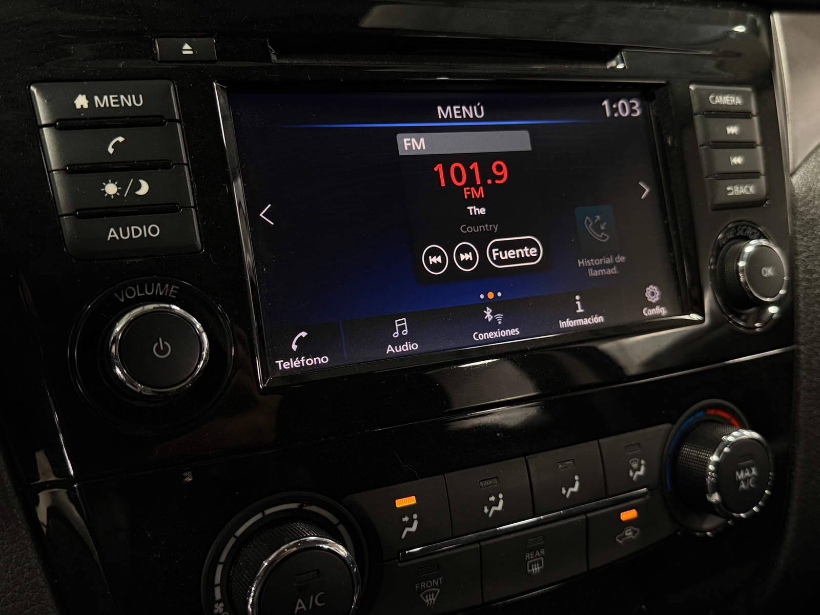 Thumbnail: 2020 Nissan Rogue Sport - 4