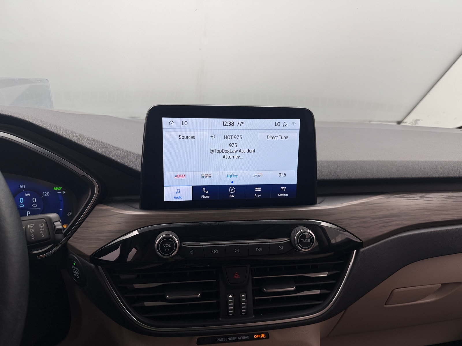 Thumbnail: 2020 Ford Escape - 3