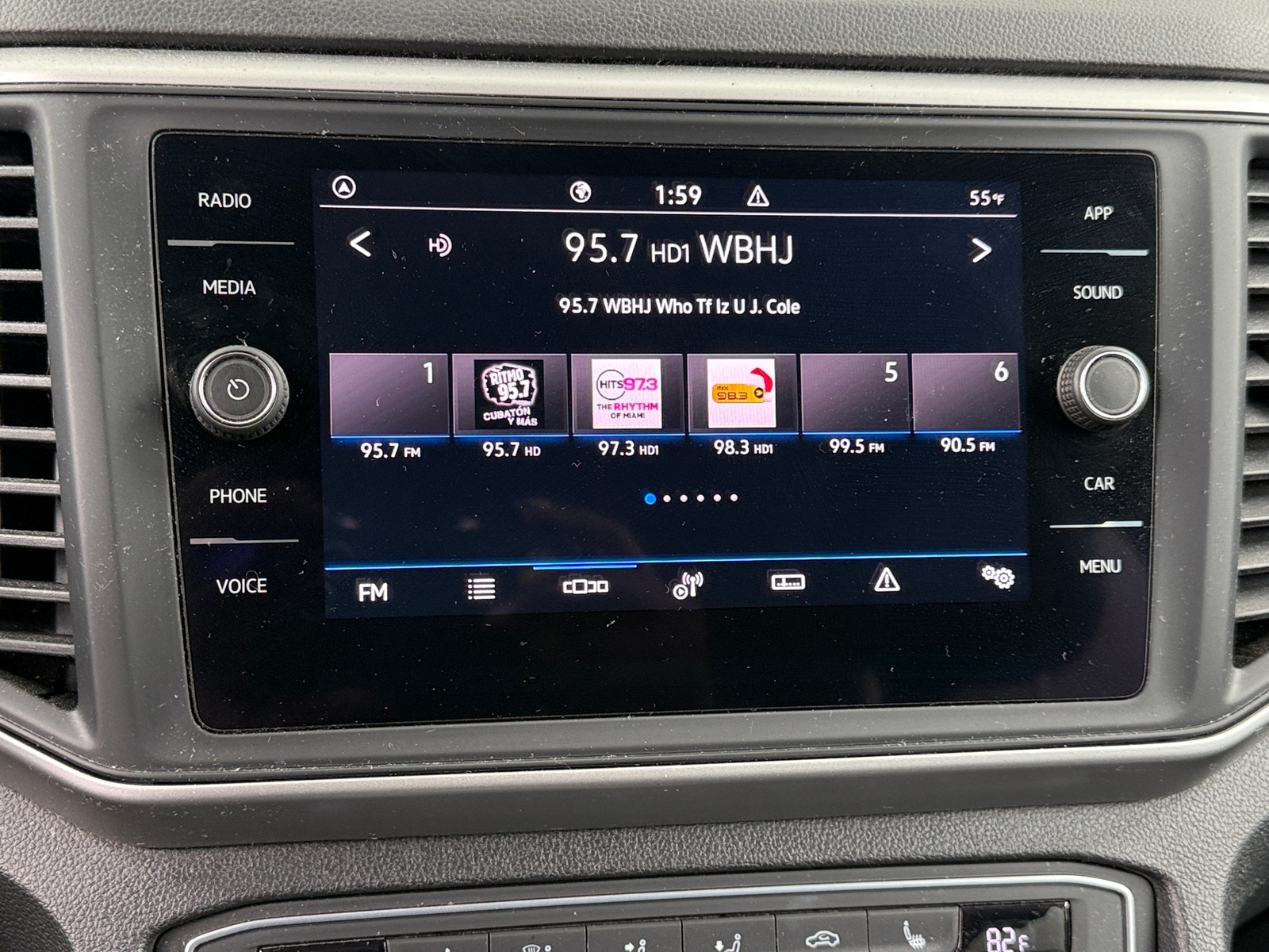 Thumbnail: 2021 Volkswagen Atlas - 3