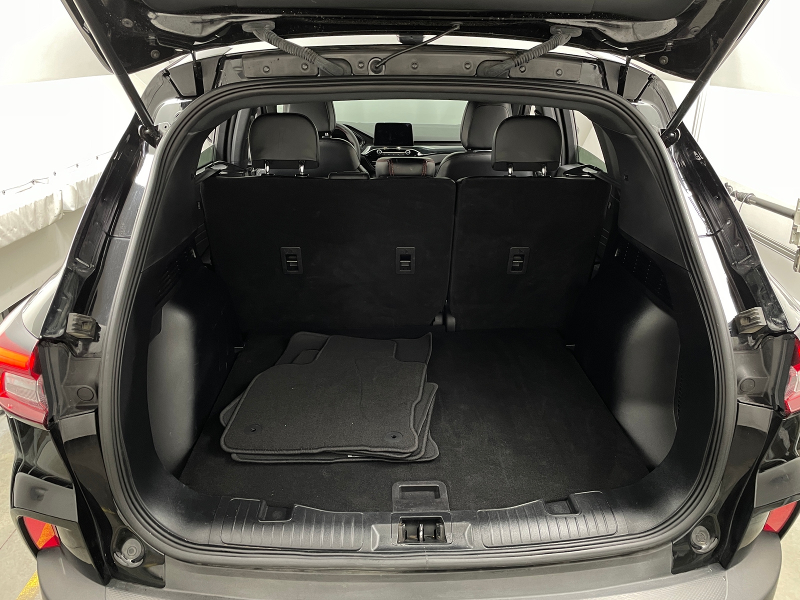 Thumbnail: 2025 Ford Escape - 7