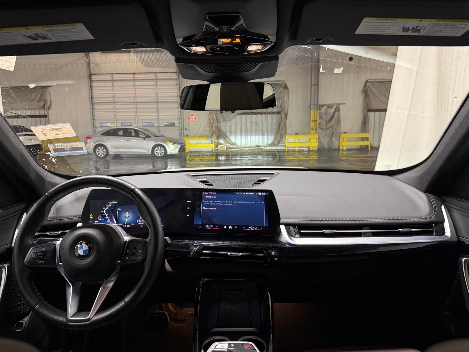 Thumbnail: 2025 BMW X1 - 2