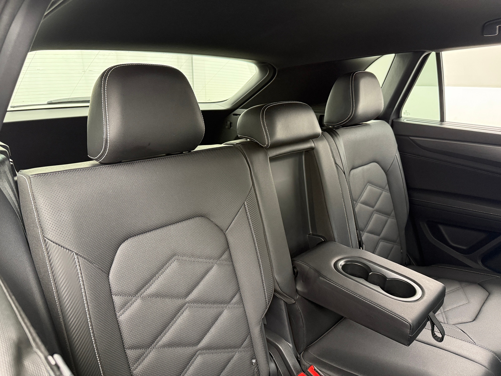 Thumbnail: 2025 Volkswagen Atlas - 5