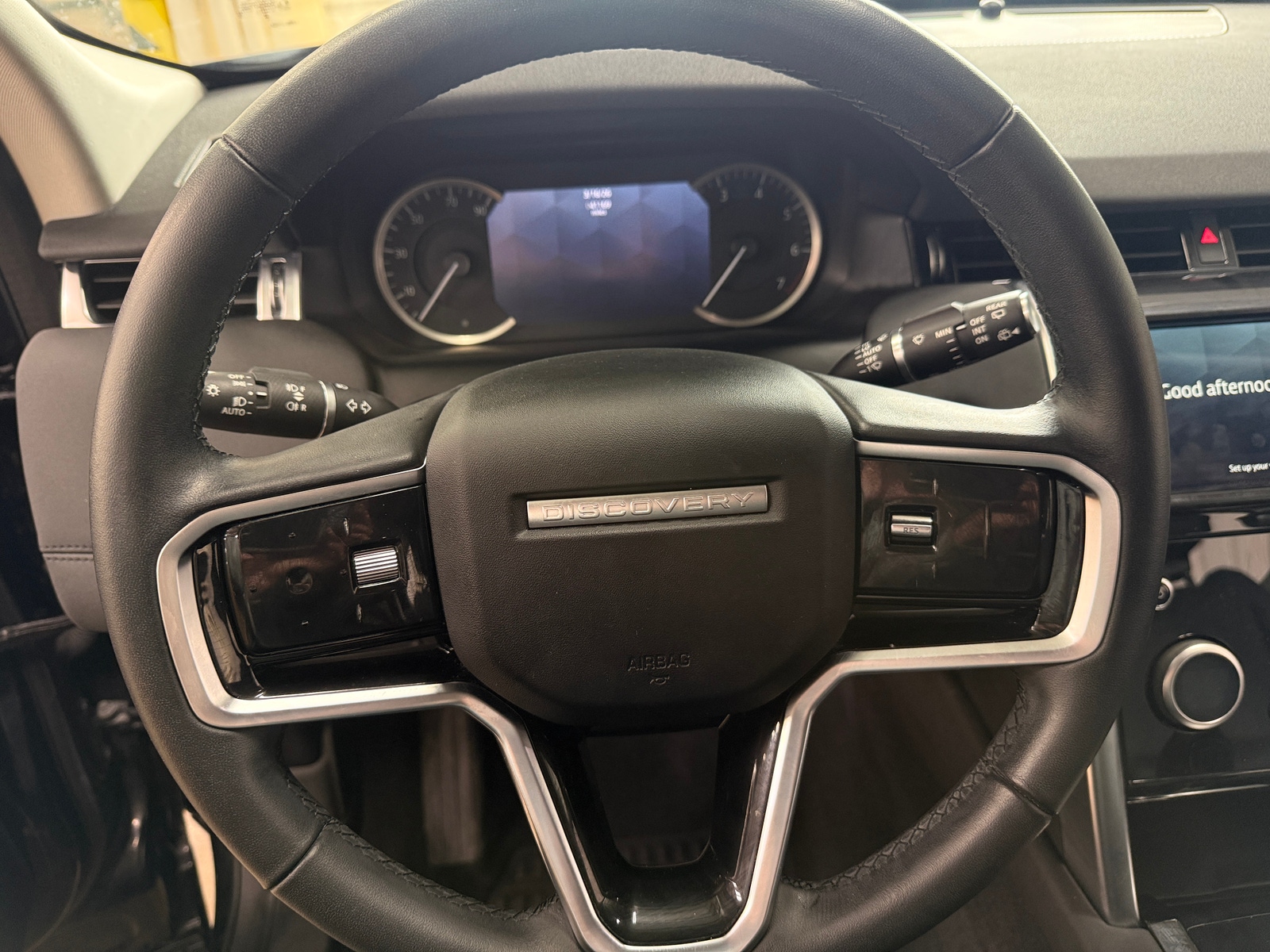 Thumbnail: 2023 Land Rover Discovery Sport - 4