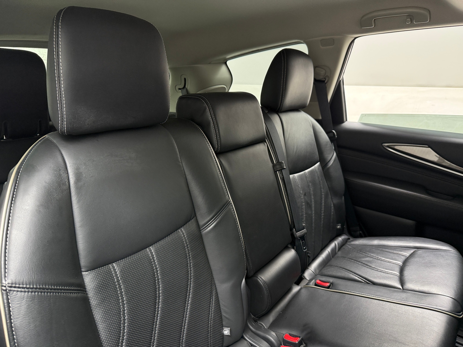 Thumbnail: 2017 INFINITI QX60 - 5