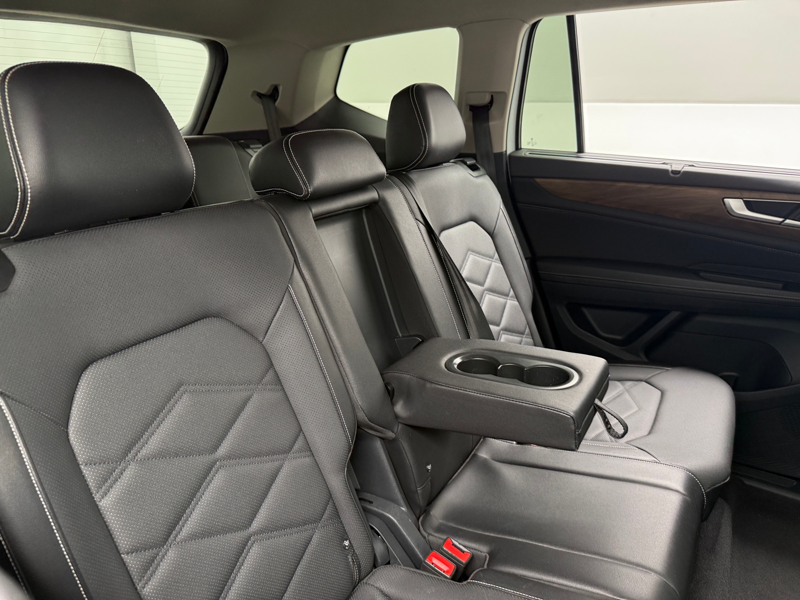 Thumbnail: 2025 Volkswagen Atlas - 5