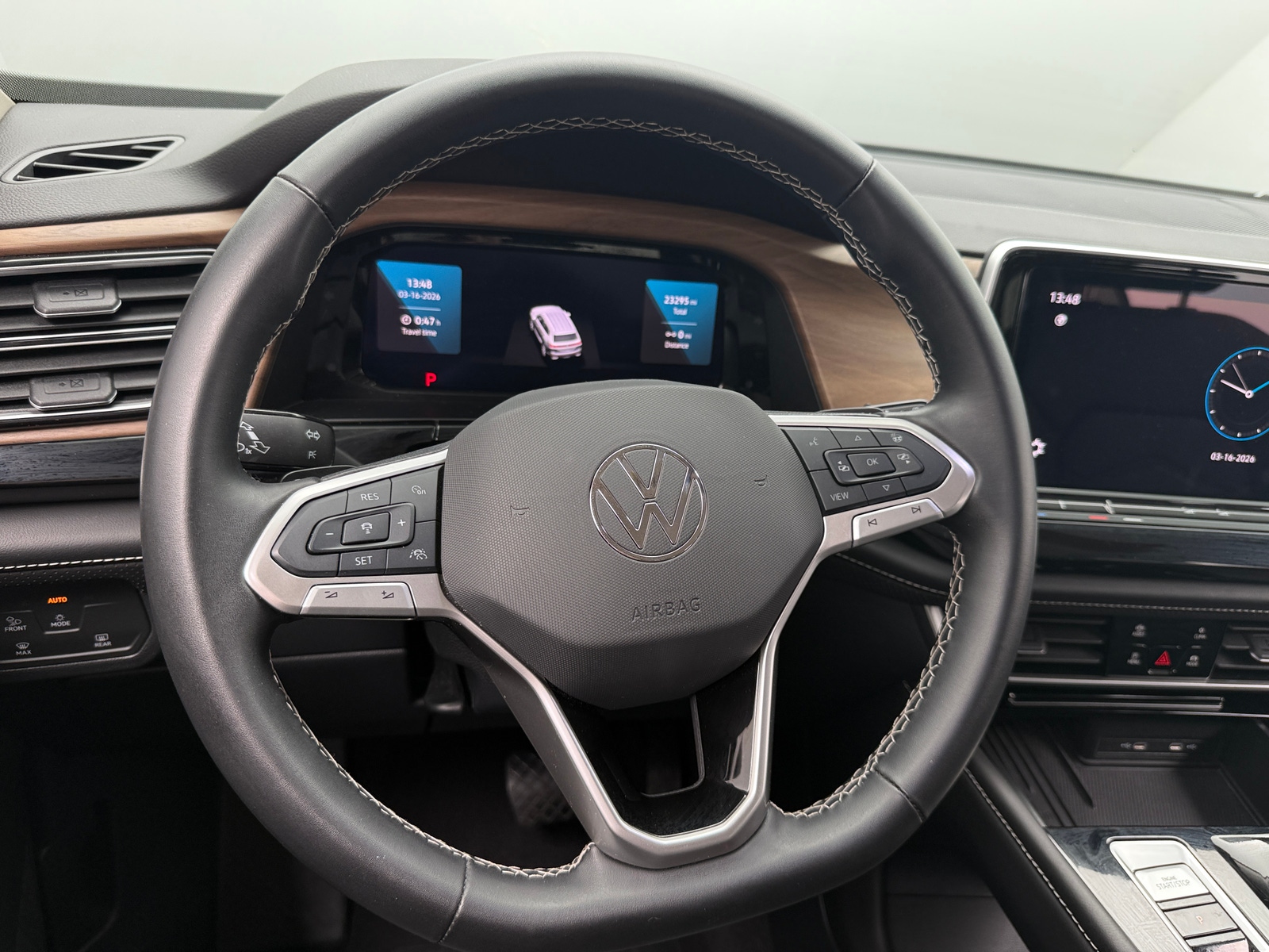 Thumbnail: 2025 Volkswagen Atlas - 4