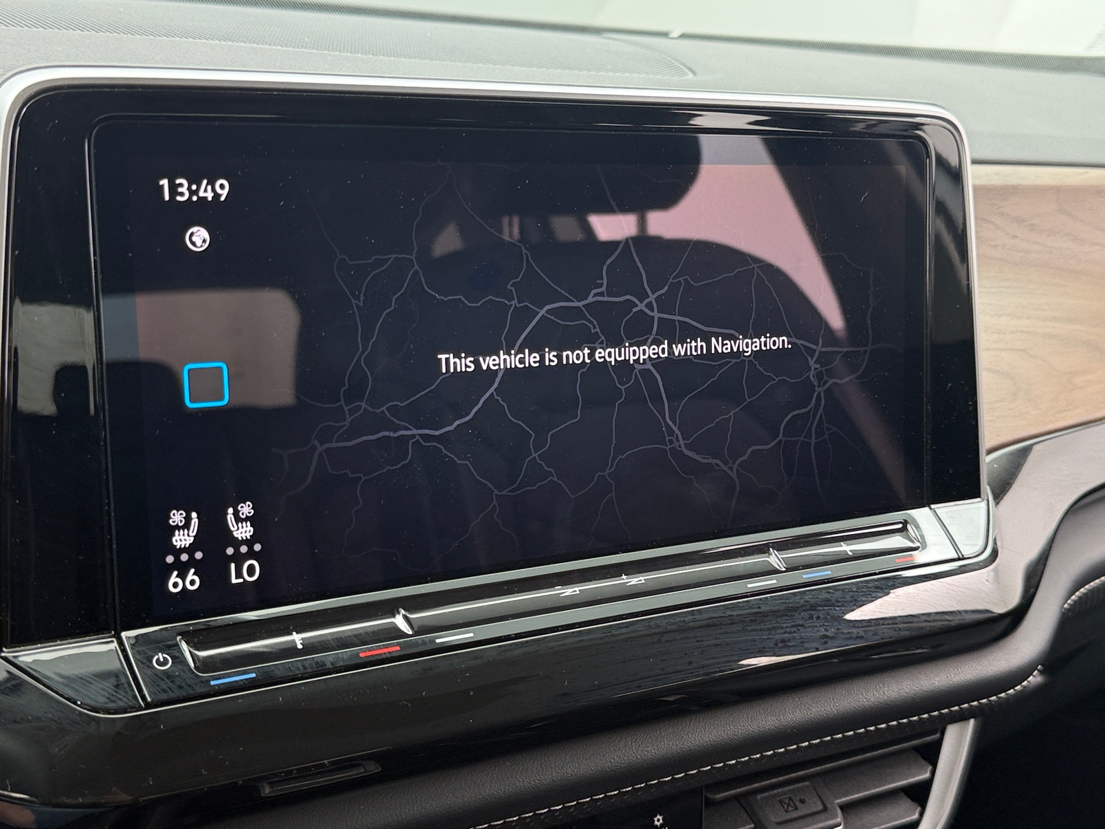 Thumbnail: 2025 Volkswagen Atlas - 3