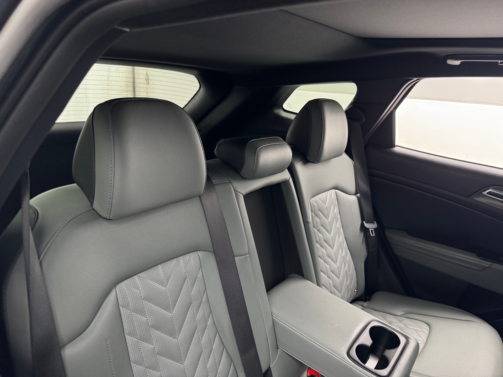 Thumbnail: 2023 Kia Sportage - 5