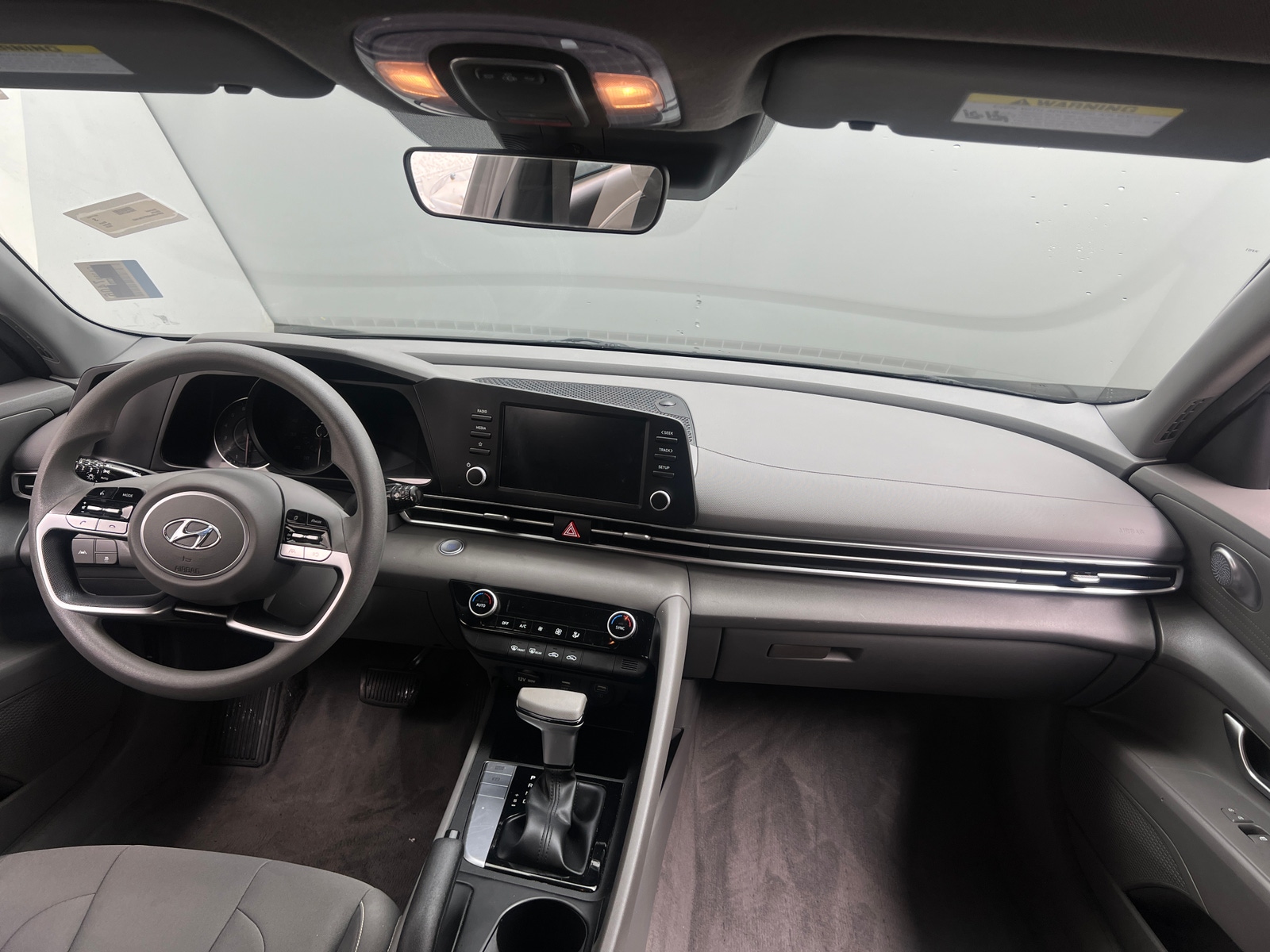 Thumbnail: 2023 Hyundai Elantra - 3